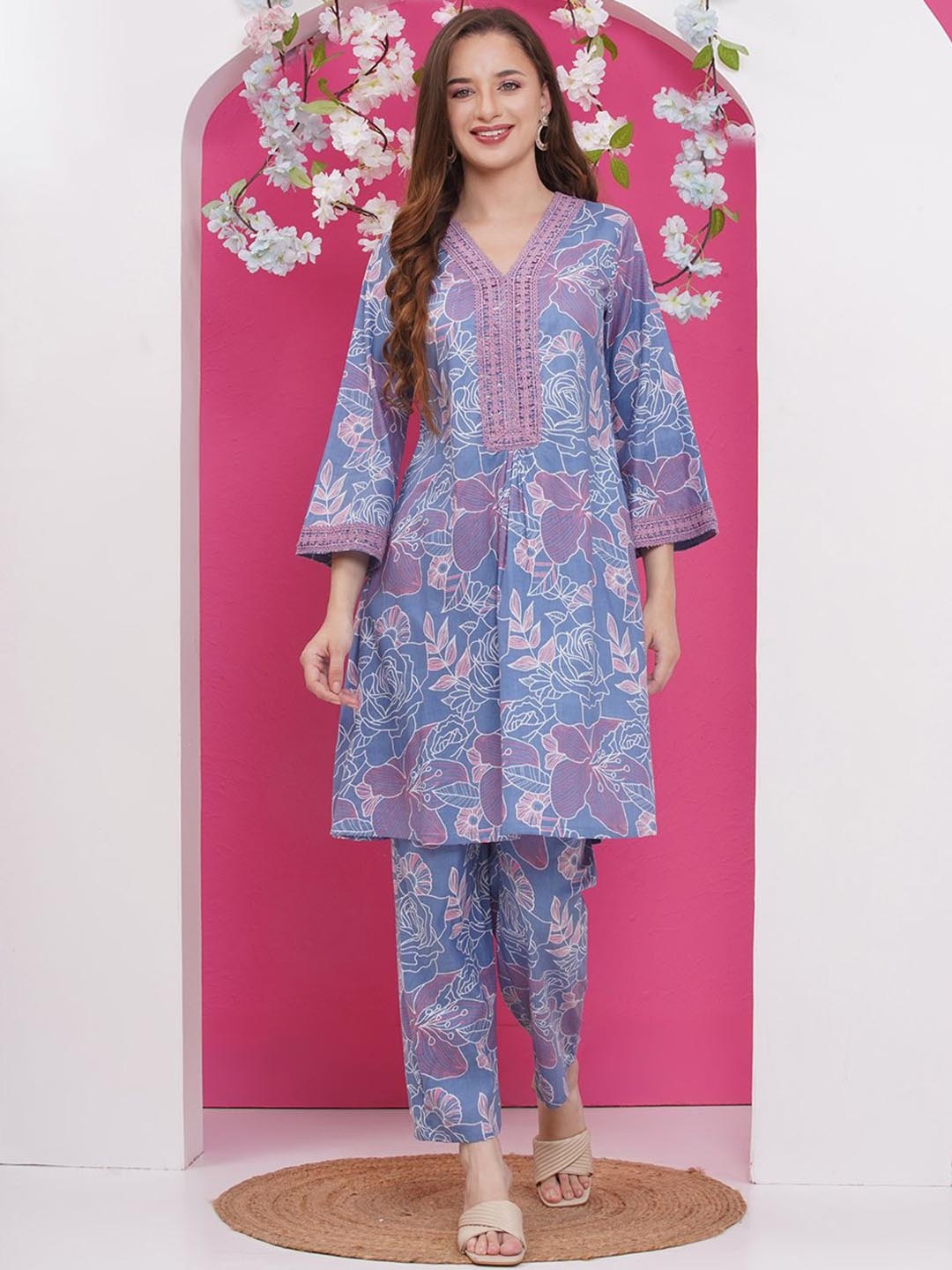 

Bhama Couture Women Floral Printed Pleated Kurta with Palazzos, Blue