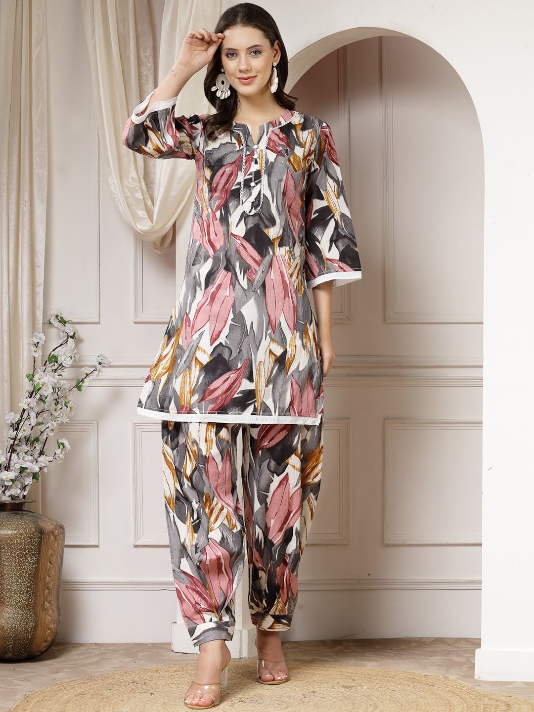 

Indibelle Women Abstract Printed Pure Cotton Tunic With Trouser Co-Ords, Grey