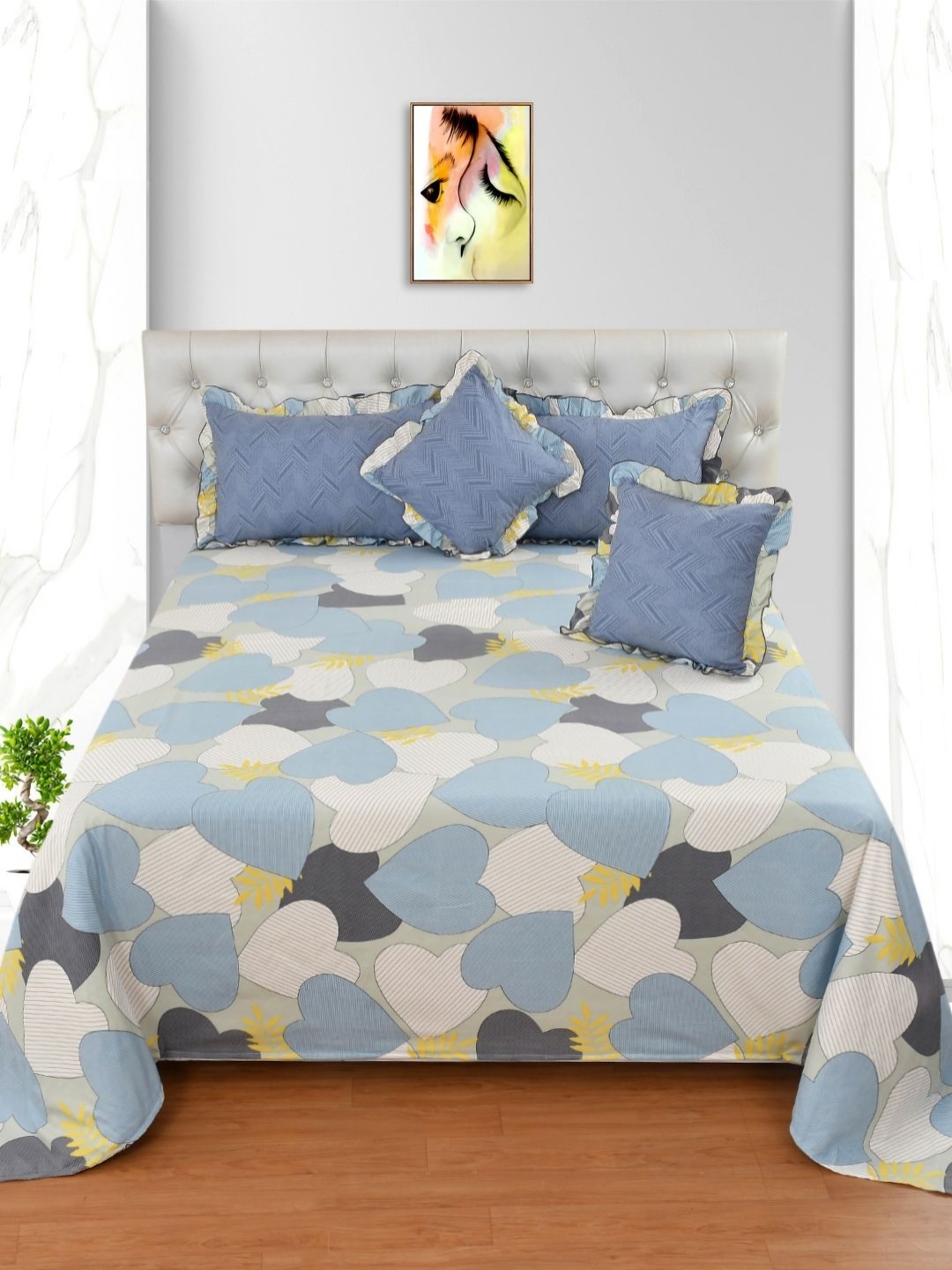 

BREVARD Beige & Blue 5 Pieces Geometric Printed Double Queen Superfine Bedding Set