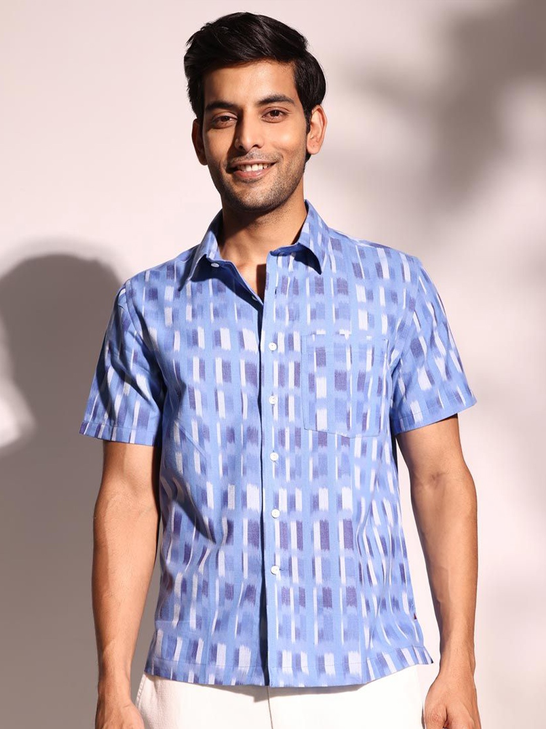 

Fabindia Men Spread Collar Abstract Printed Cotton Casual Shirt, Blue