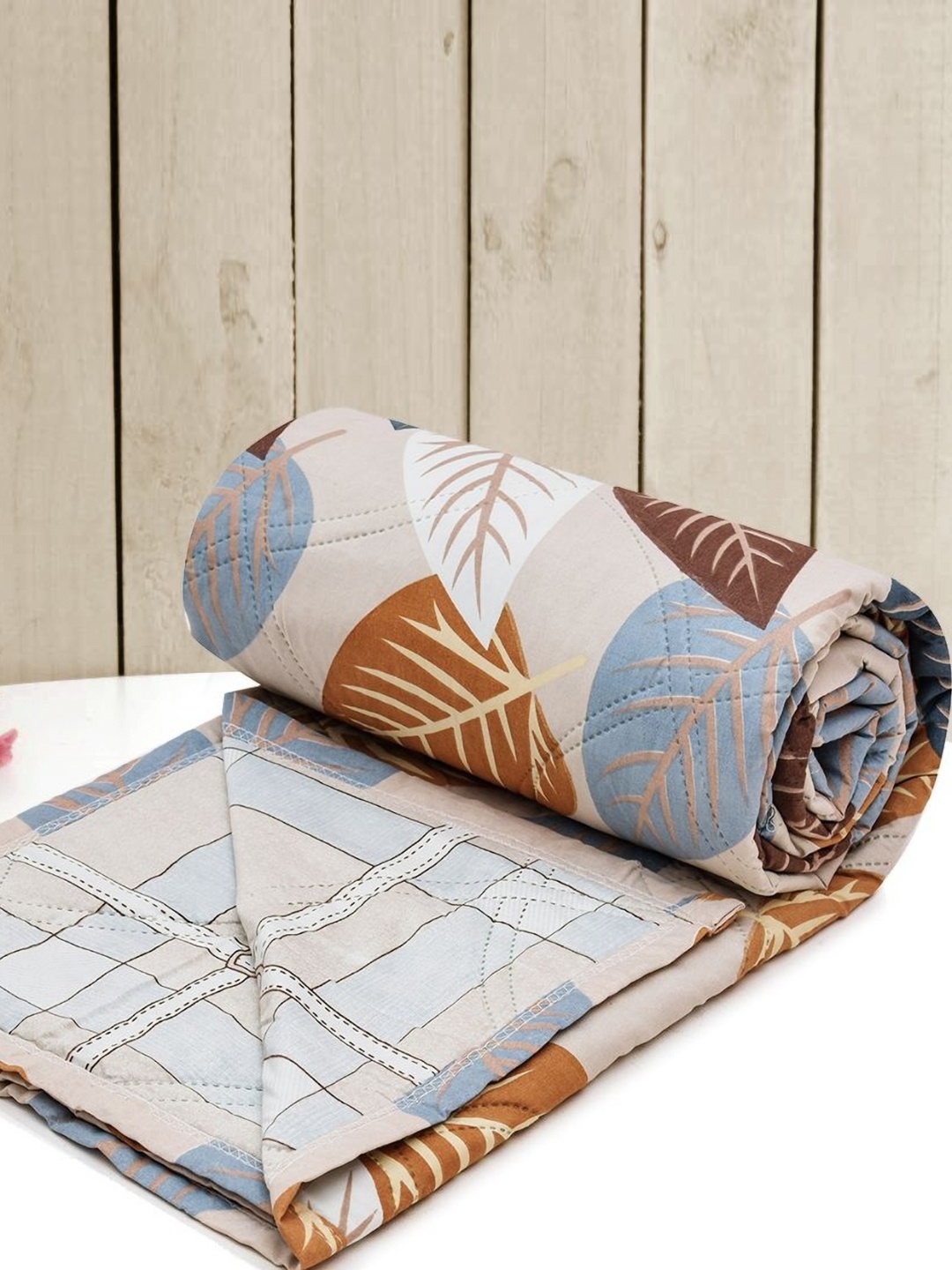 

RRC Beige Floral Microfiber AC Room 150 GSM Single Bed Dohar