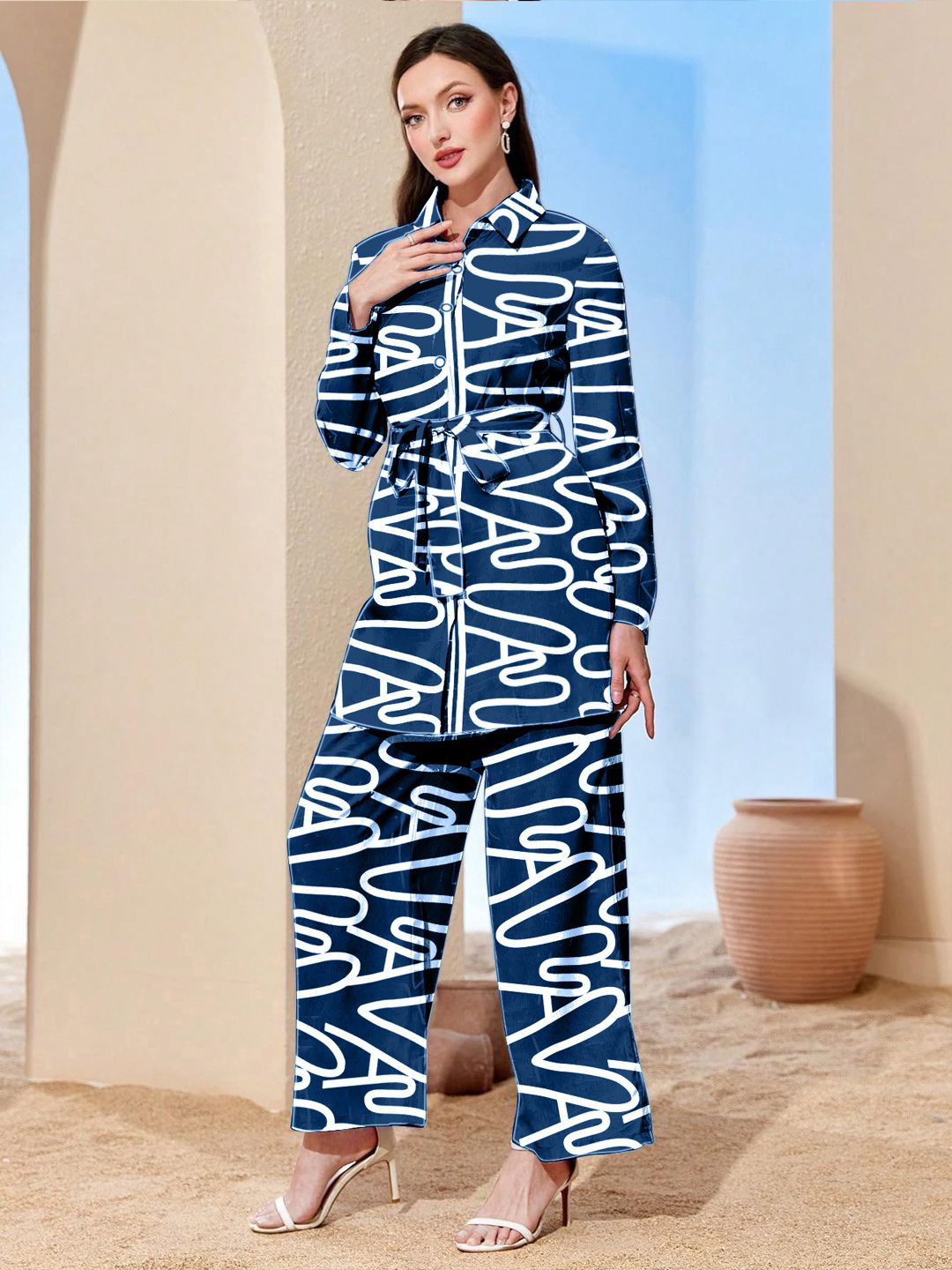 

Softwrap Women Printed Shirt & Trousers Co-ords Set, Navy blue