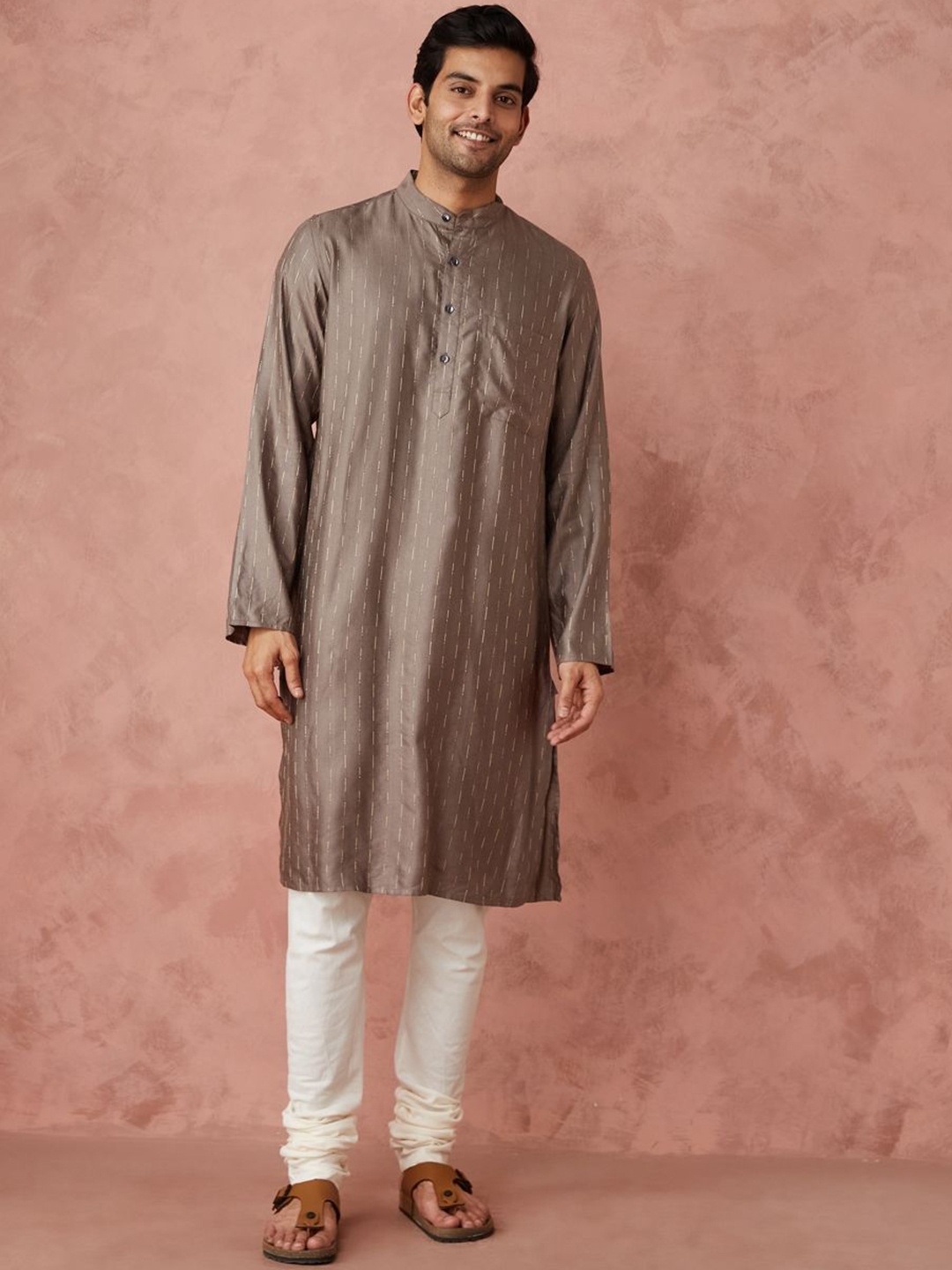 

Fabindia Men Kurta, Grey