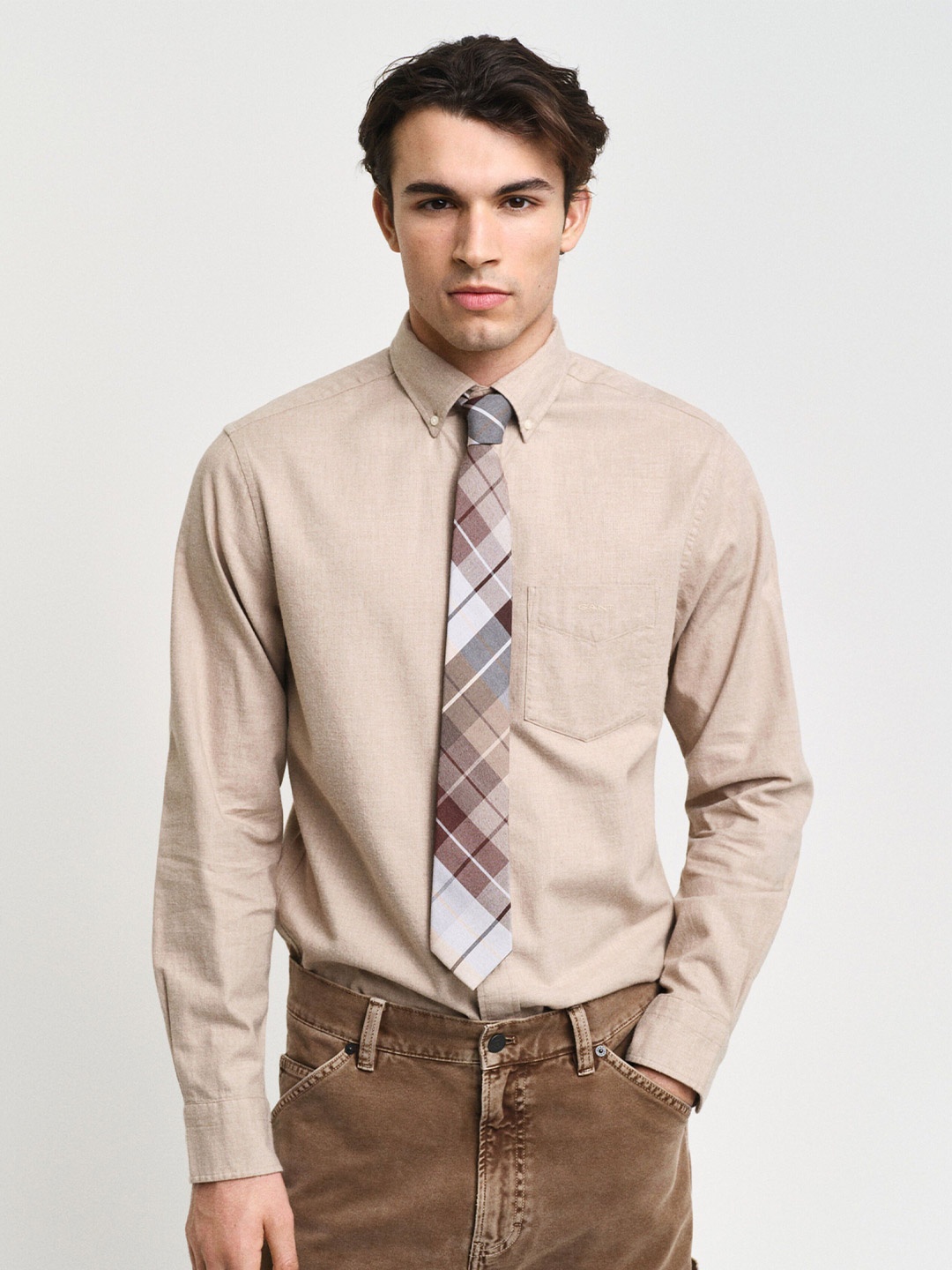 

GANT Men Button-Down Collar Solid Cotton Casual Shirt, Beige