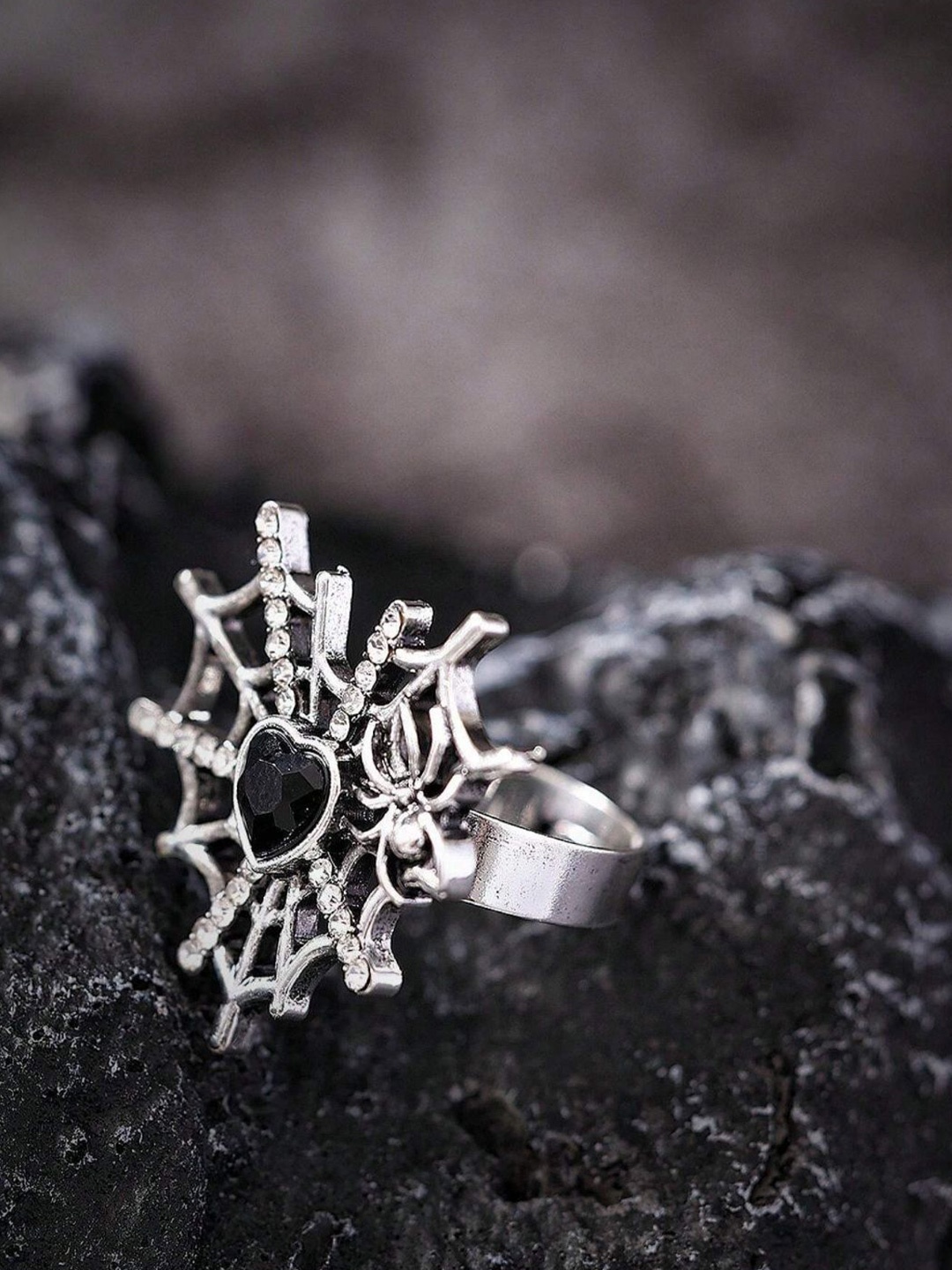 

SALTY Stone Studded Oxidised Finger Ring, Silver