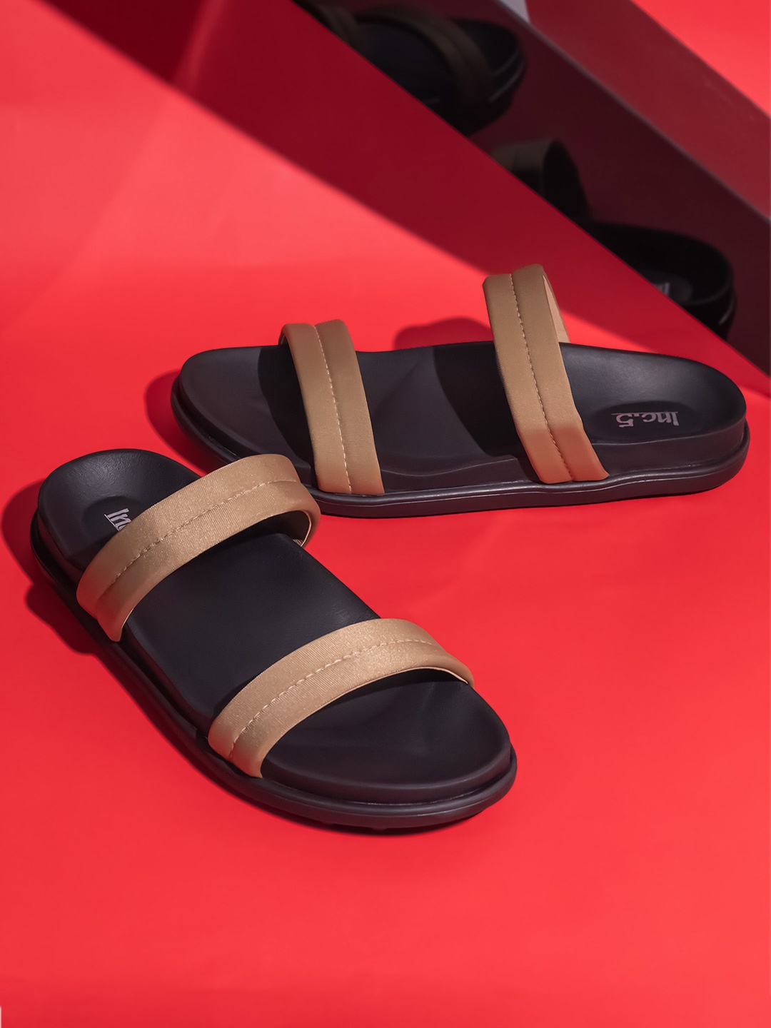 

Inc 5 Women Open Toe Flats, Brown