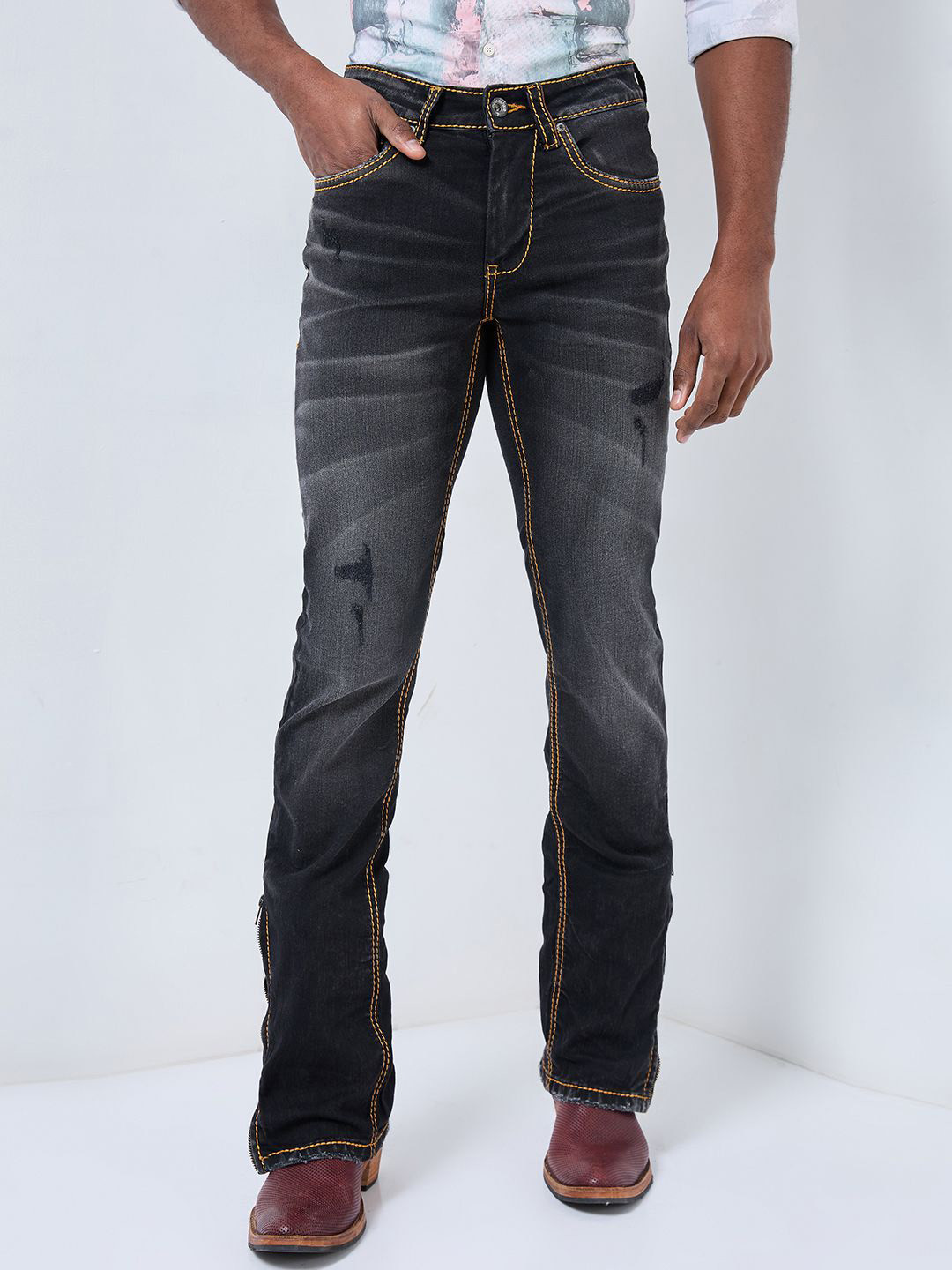 

mode de base Men Dynamic Convertible Bootcut to Slim Fit Low Distress Jeans, Black