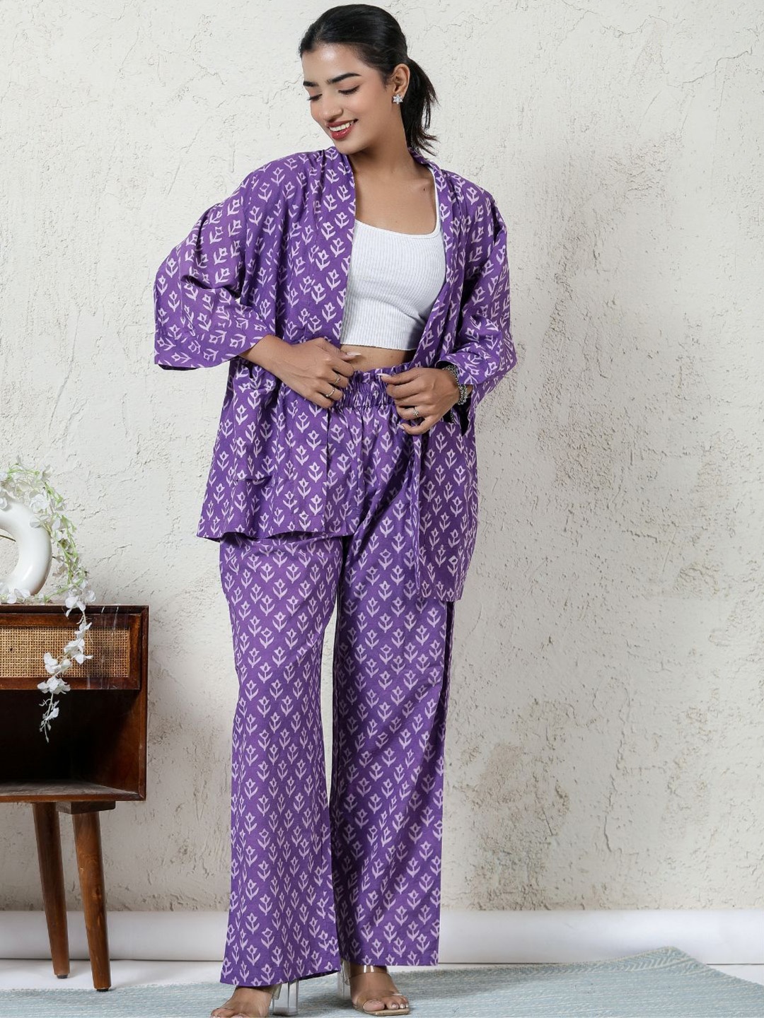 

SILAYIBAZI Printed Pure Cotton Shrug & Trousers Co-Ords, Purple
