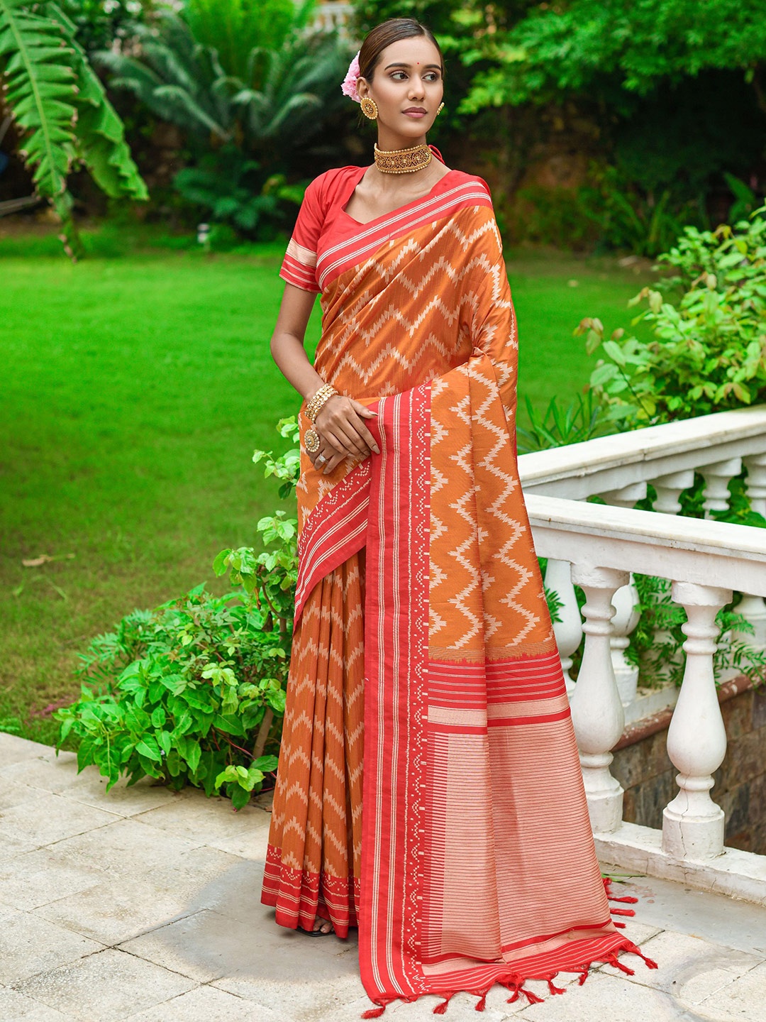 

Kandora Woven Design Zari Pure Silk Saree, Orange