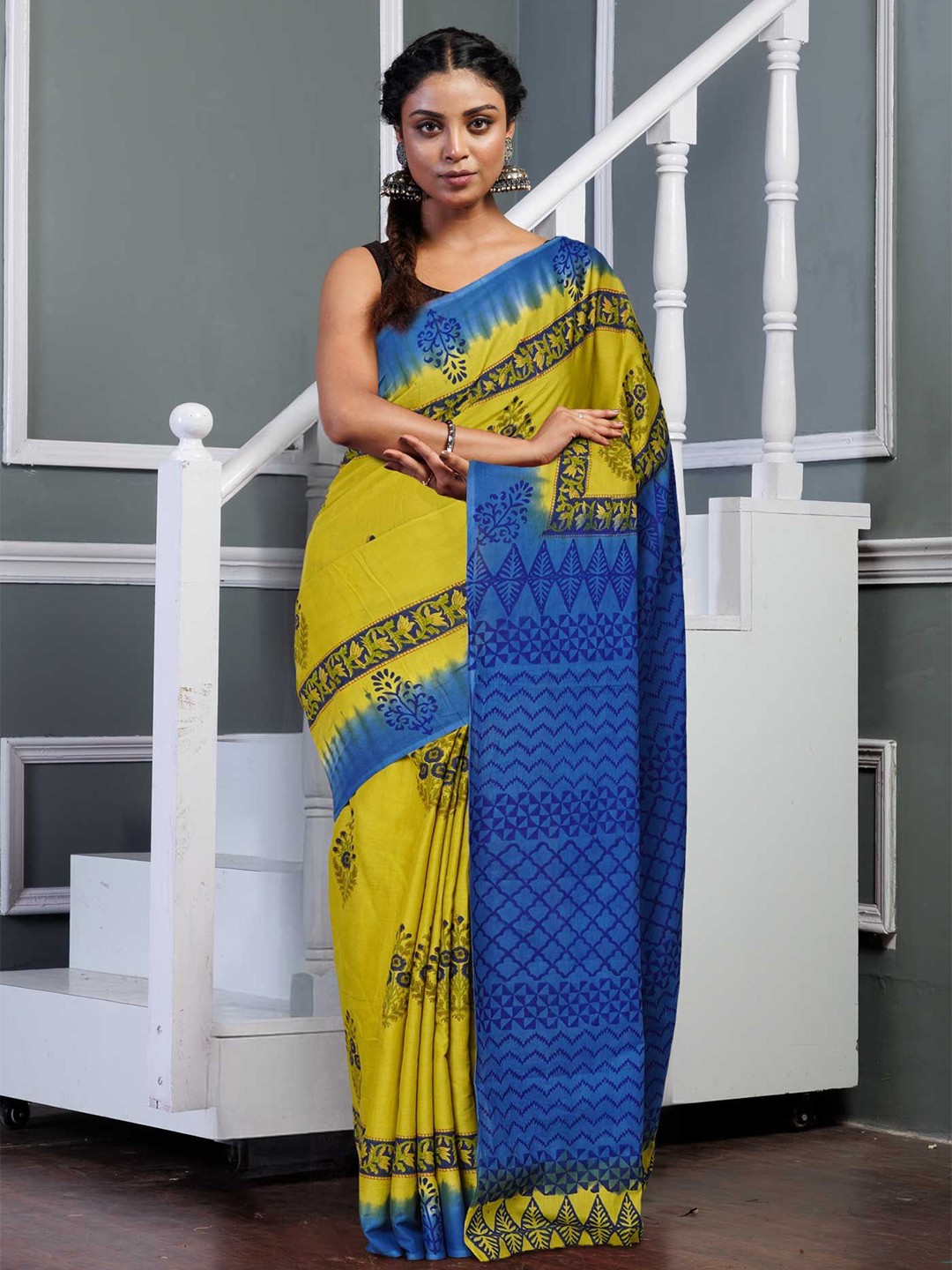 

Unnati Silks Ethnic Motifs Pure Cotton Handloom Block Print Saree, Green