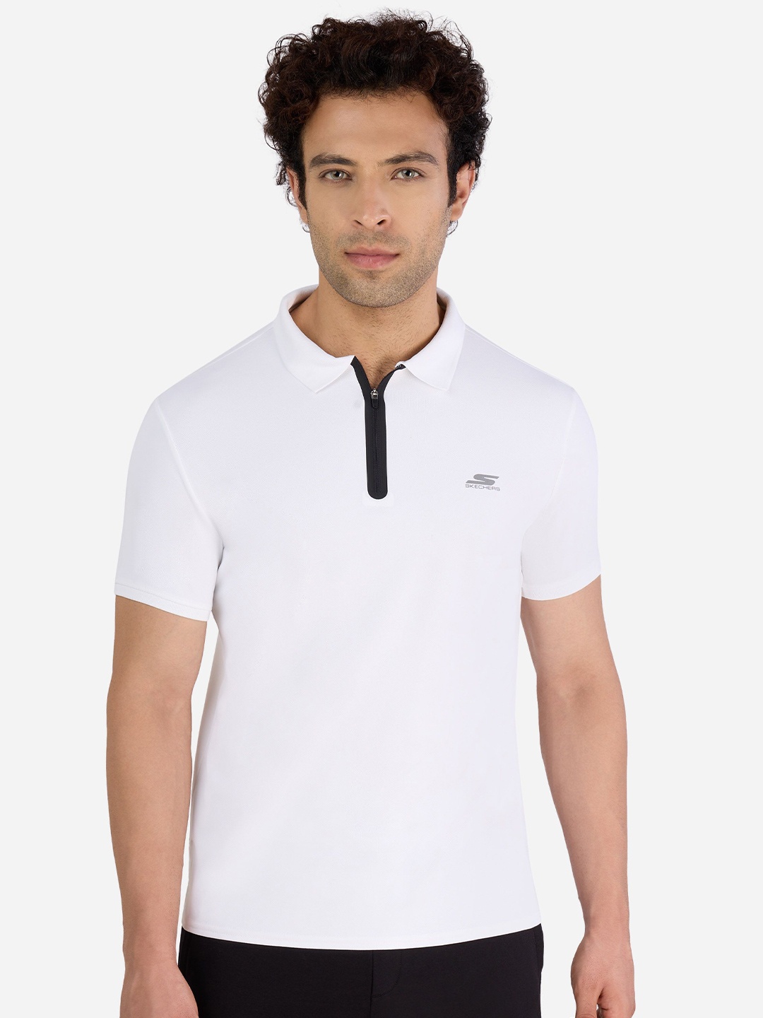

Skechers Men Solid Polo Collar T-shirt, White
