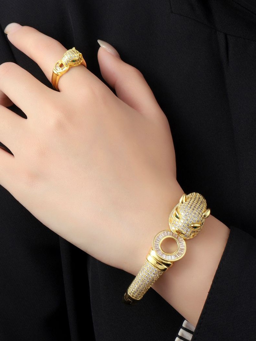 

SALTY 14K Gold Plated Stone Studded Shadow Jewellery Set