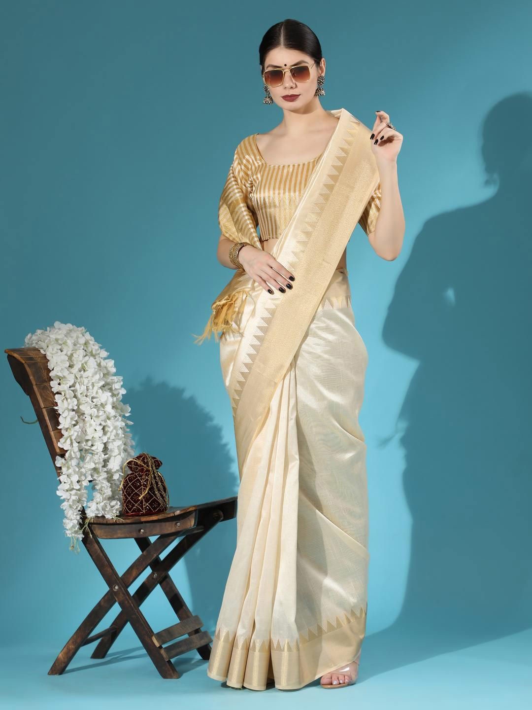 

Kandora Woven Design Zari Pure Silk Banarasi Saree, Cream