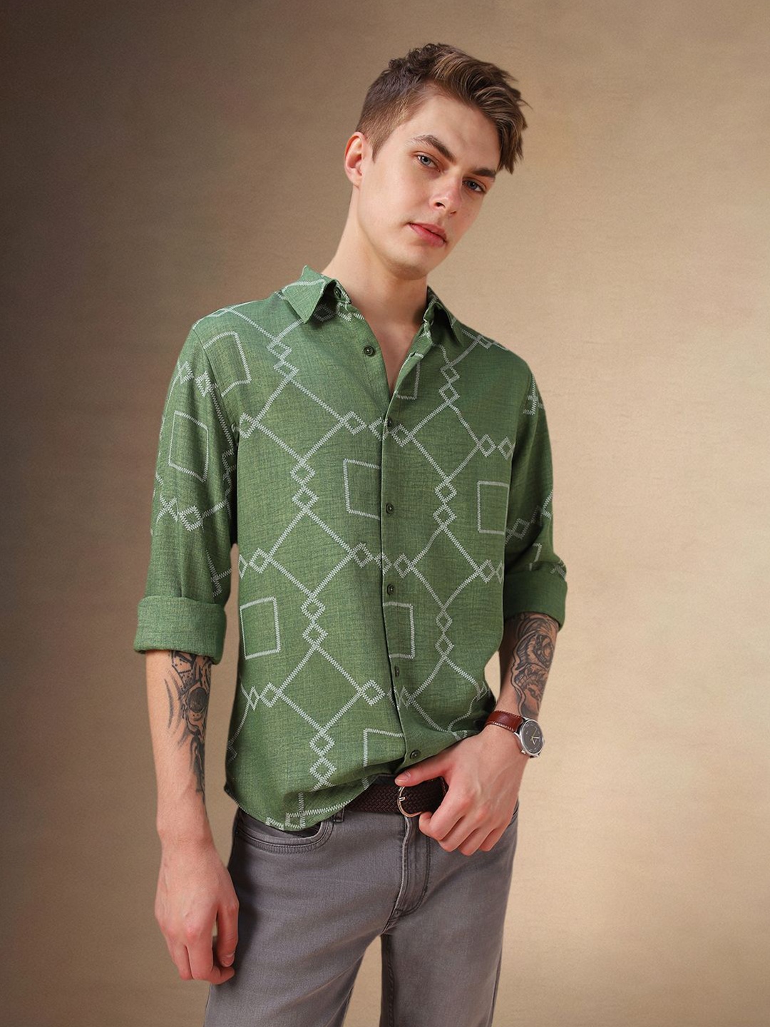 

Dennis Lingo Men Spread Collar Geometric Printed Relaxed Fit Casual Shirt, Green