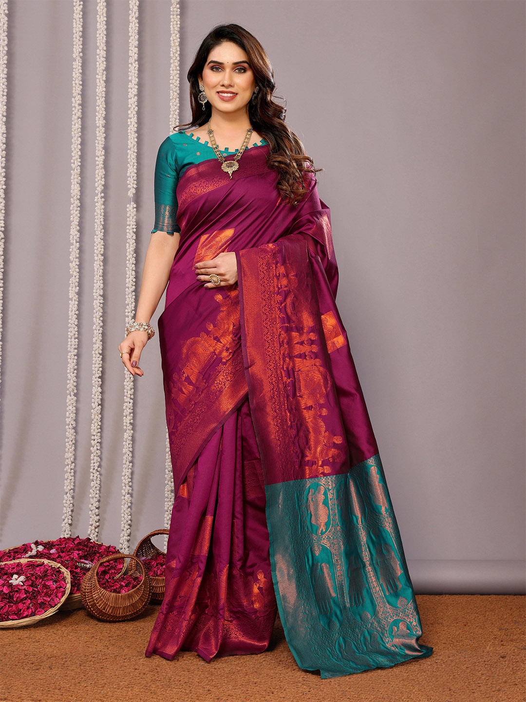 

QENY Ethnic Motifs Woven Design Zari Banarasi Saree, Purple