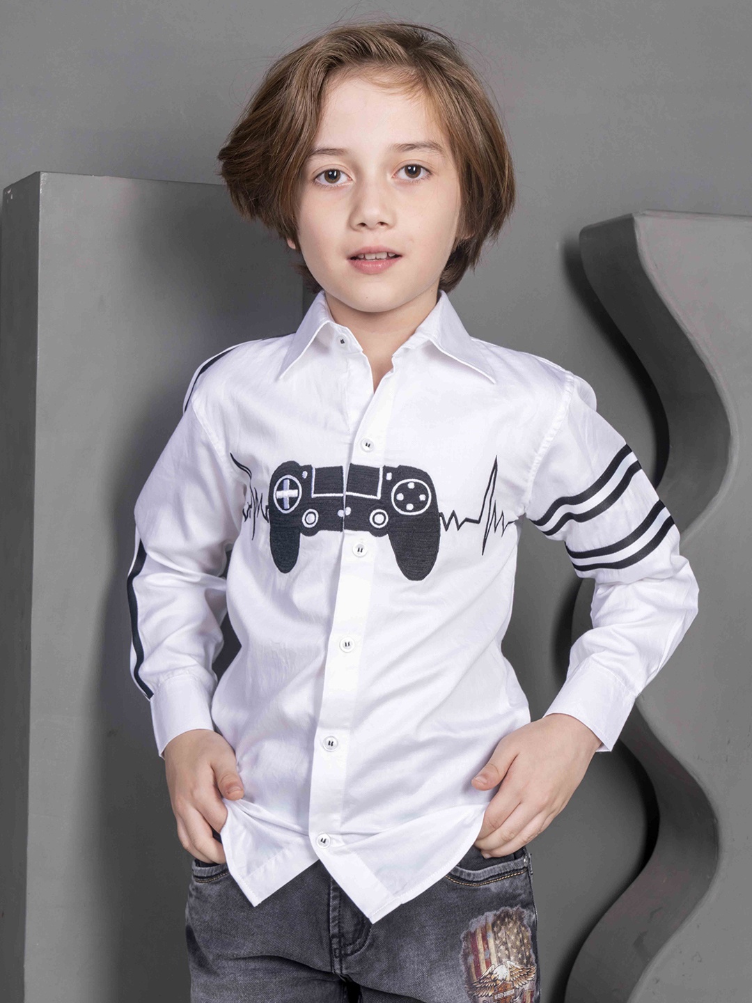 

HOITY MOPPET Boys Spread Collar Graphic Printed Cotton Casual Shirt, White