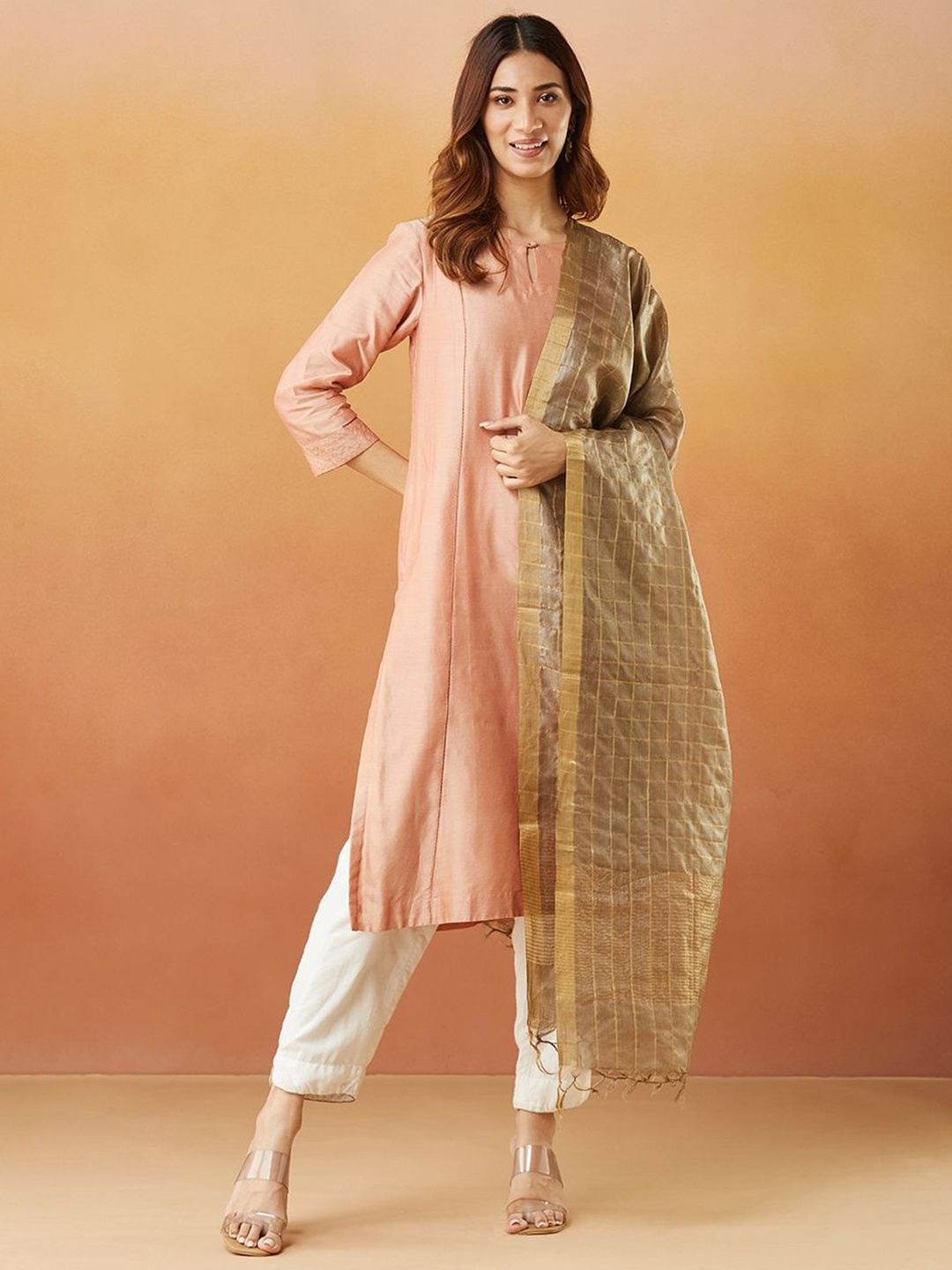 

Fabindia Checked Dupatta with Zari, Grey