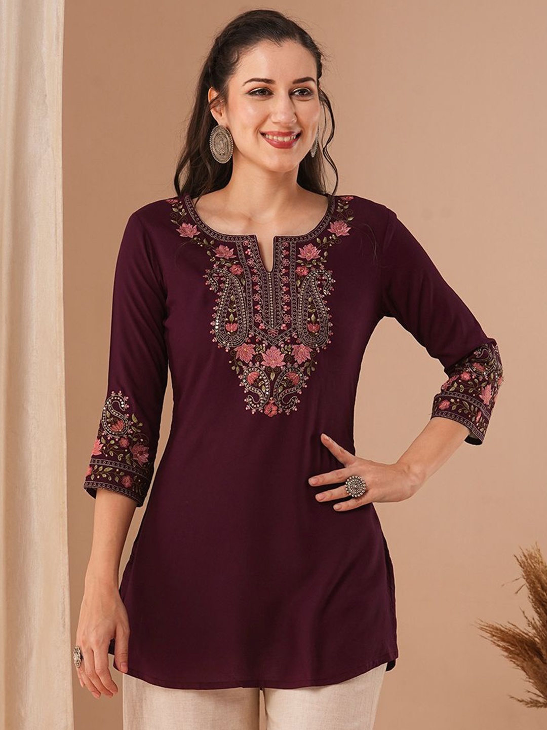

FASHOR Floral Embroidered Thread Work Kurti, Burgundy