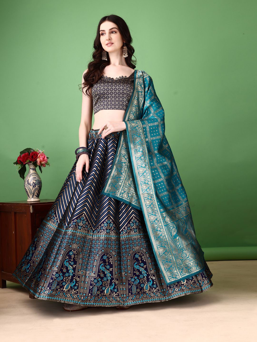 

SWAMI STUDIO Ready to Wear Lehenga & Unstitched Blouse With Dupatta, Blue