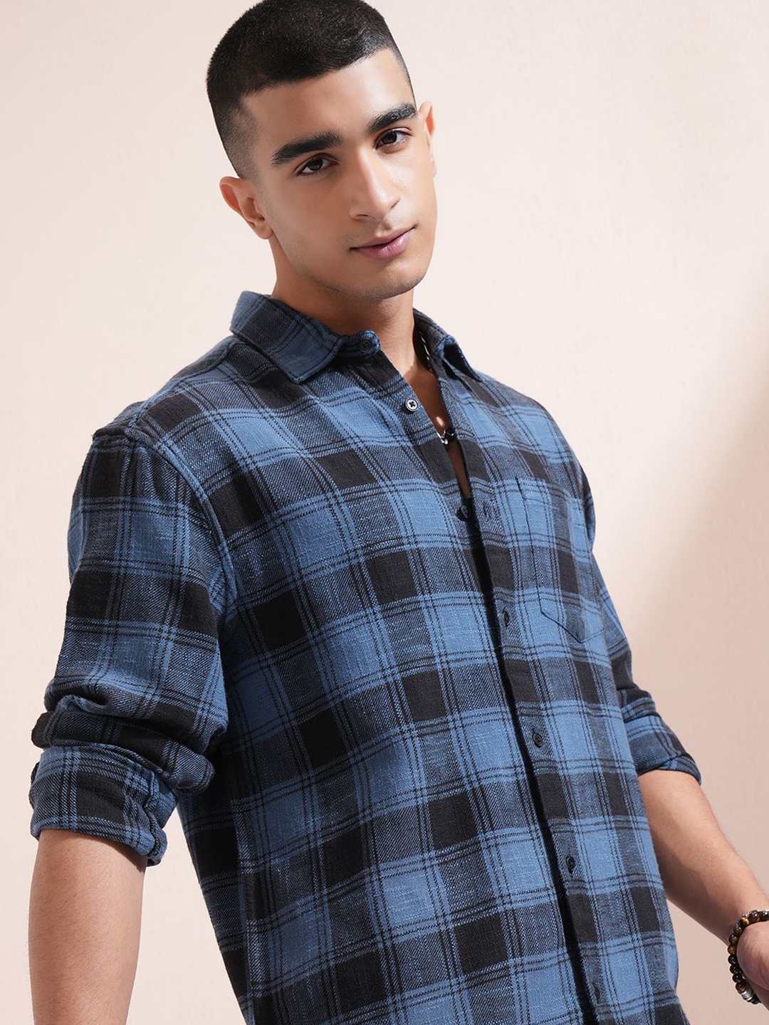 

HIGHLANDER Men Solid Button Down Casual Shirt, Blue