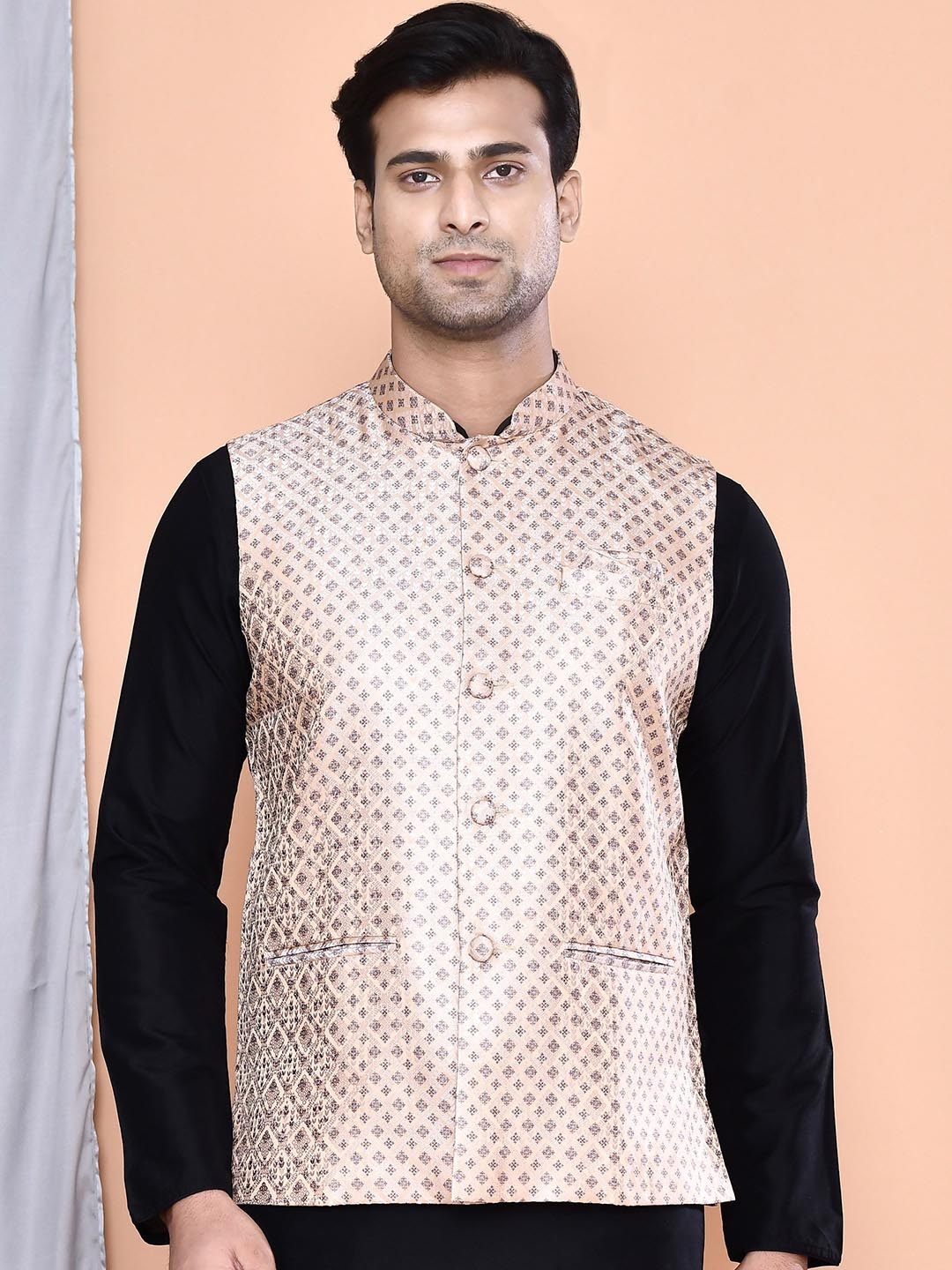 

MAAHI FABS Men Ethnic Motifs Kurta & Churidar With Nehru Jacket, Beige