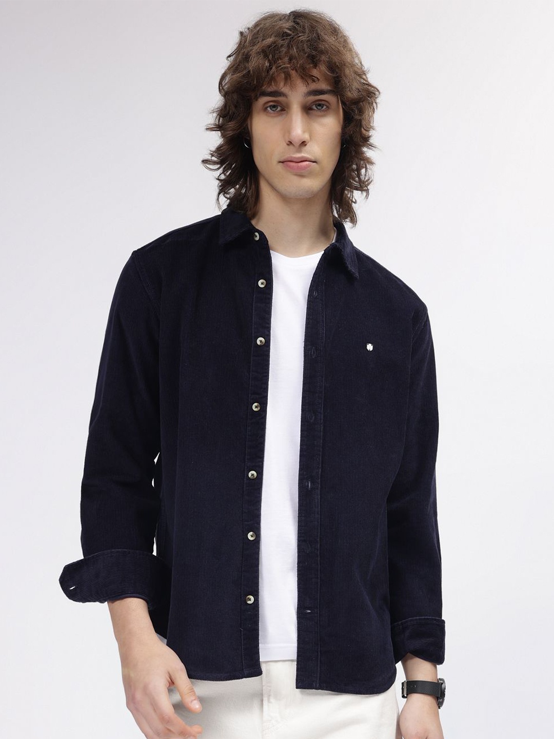 

Iconic Men Spread Collar Solid Cotton Casual Shirt, Navy blue