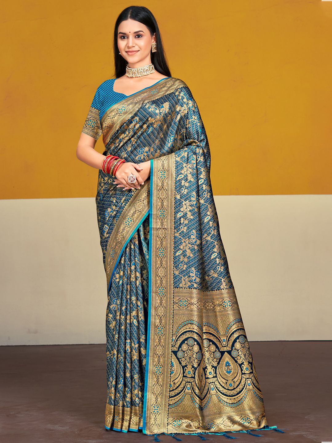 

SANGAM PRINTS Woven Design Zari Satin Tussar Saree, Blue