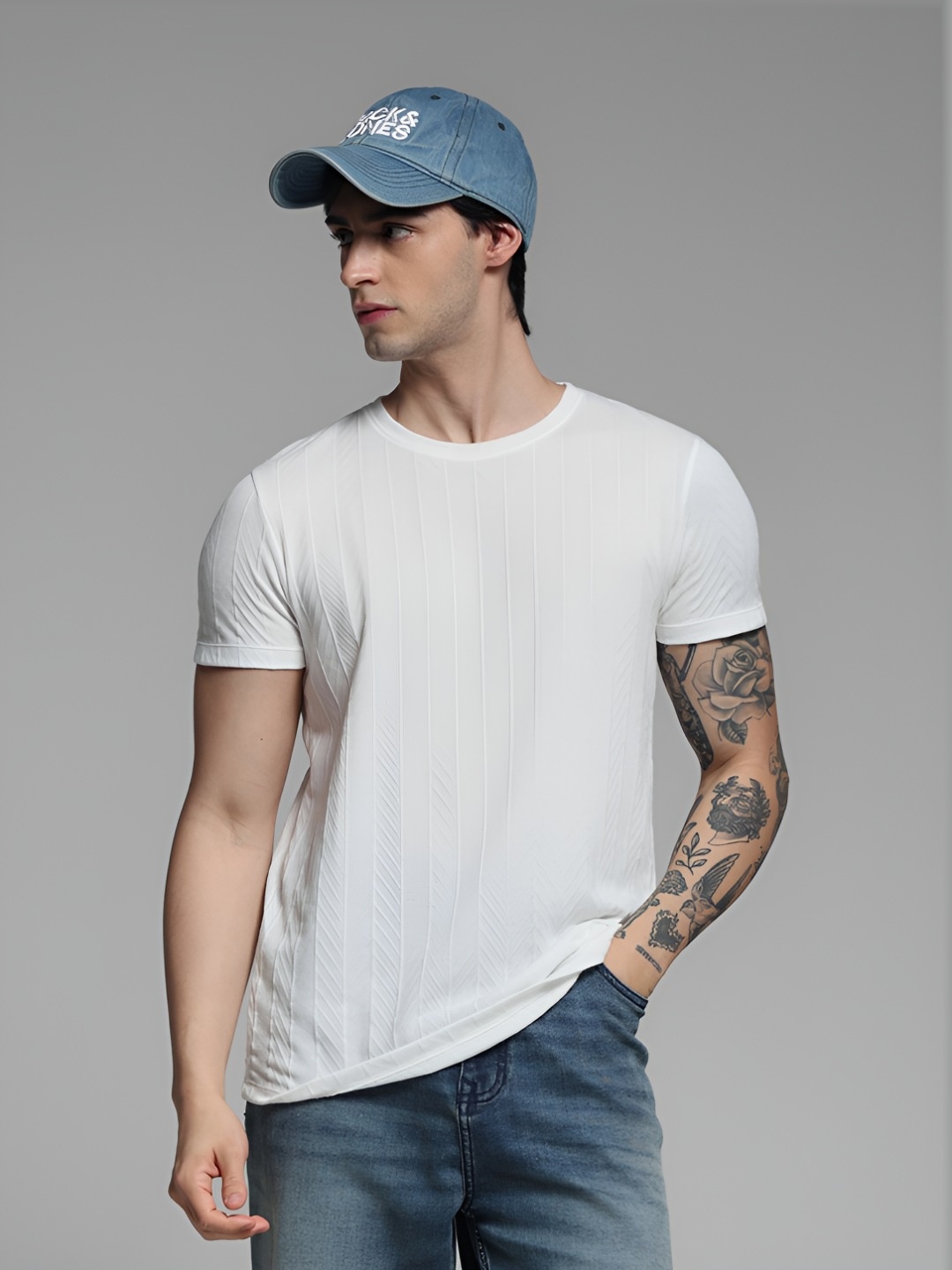 

Jack & Jones Men Solid Round Neck Cotton T-shirt, White