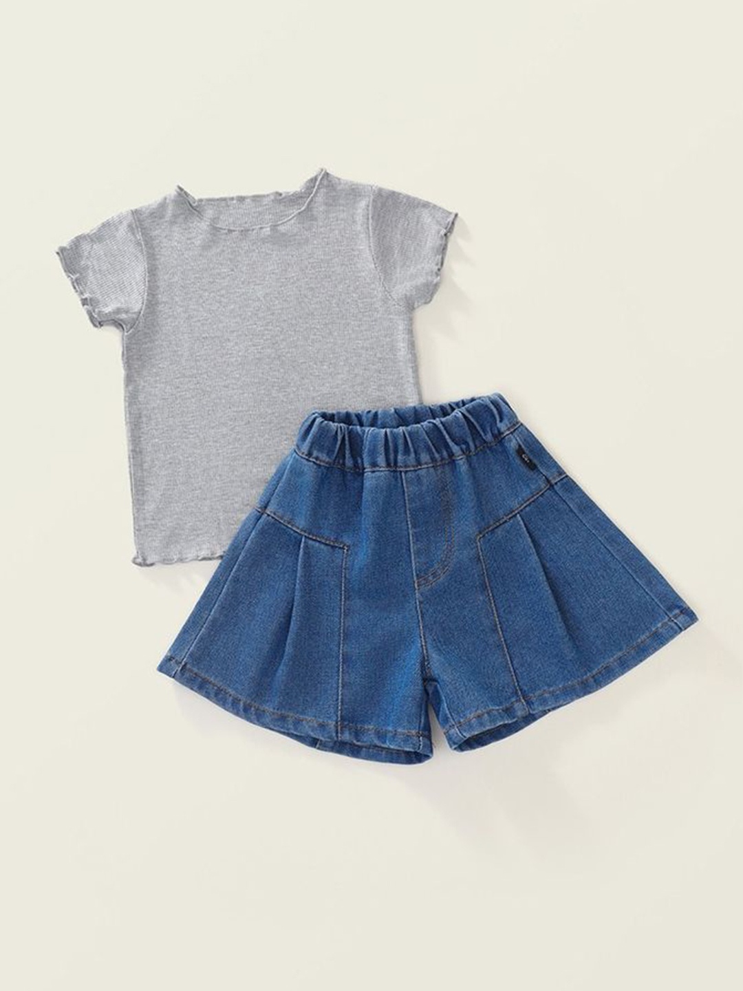

LULU & SKY Girls Top with Shorts Clothing Set, Grey