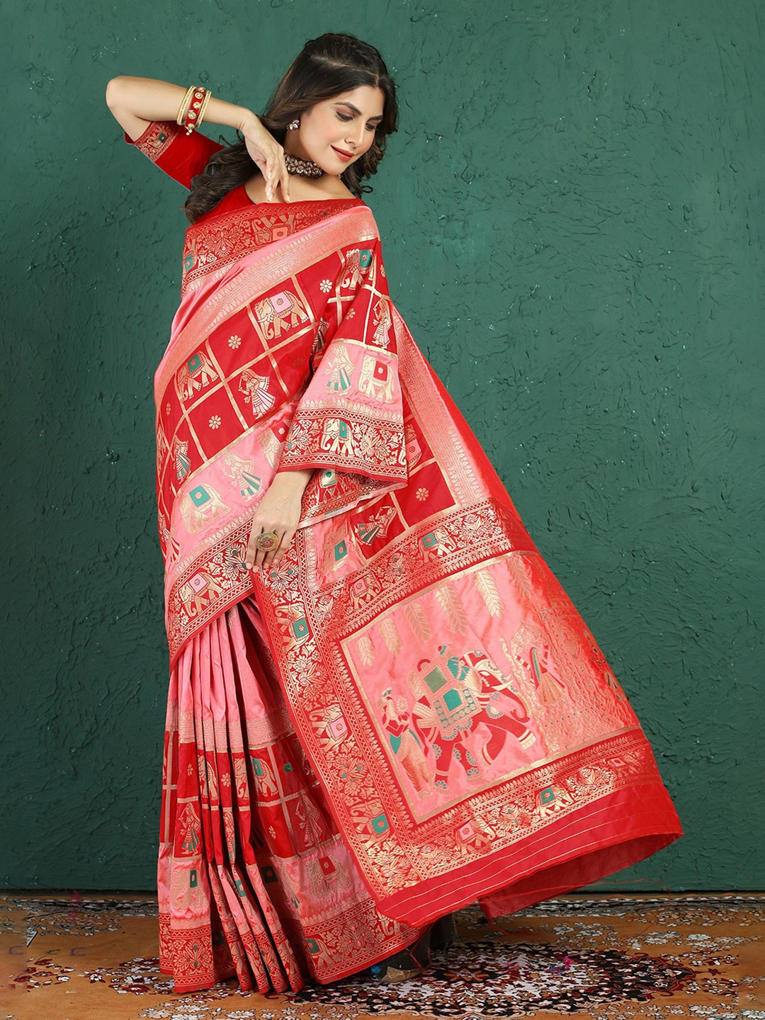 

Royal Rajgharana Saree Woven Design Zari Pure Silk Patola Sarees, Peach