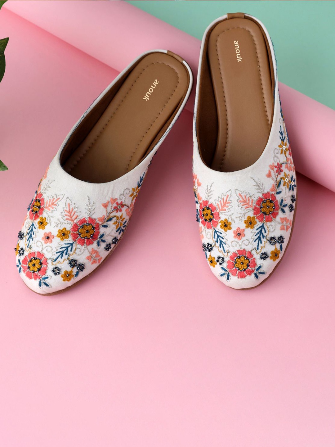 

Anouk Women Embellished Ethnic Slip-On Mules Flats, White