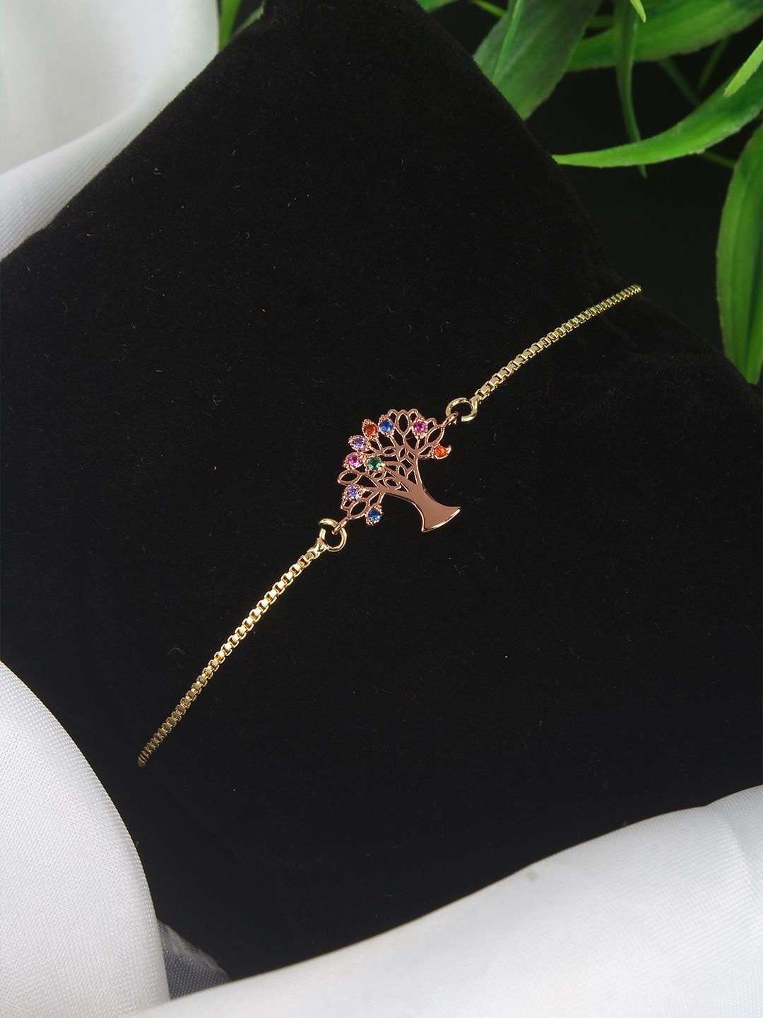 

KPOP Gold-Plated Cubic Zirconia Wraparound Bracelet