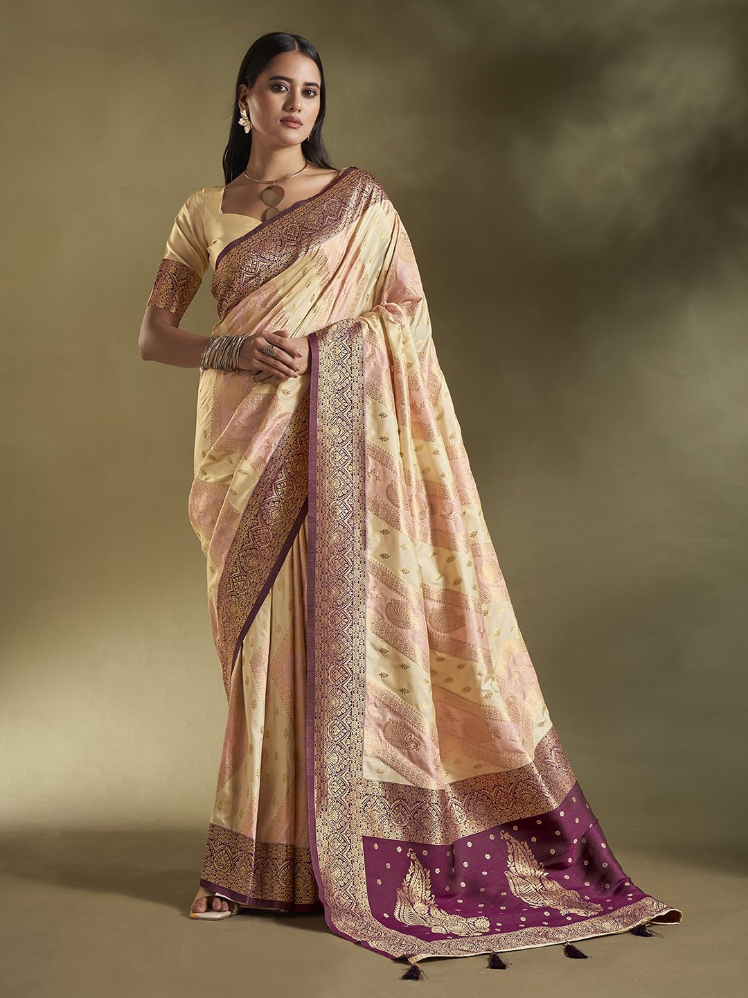 

elora Woven Design Zari Banarasi Saree, Pink