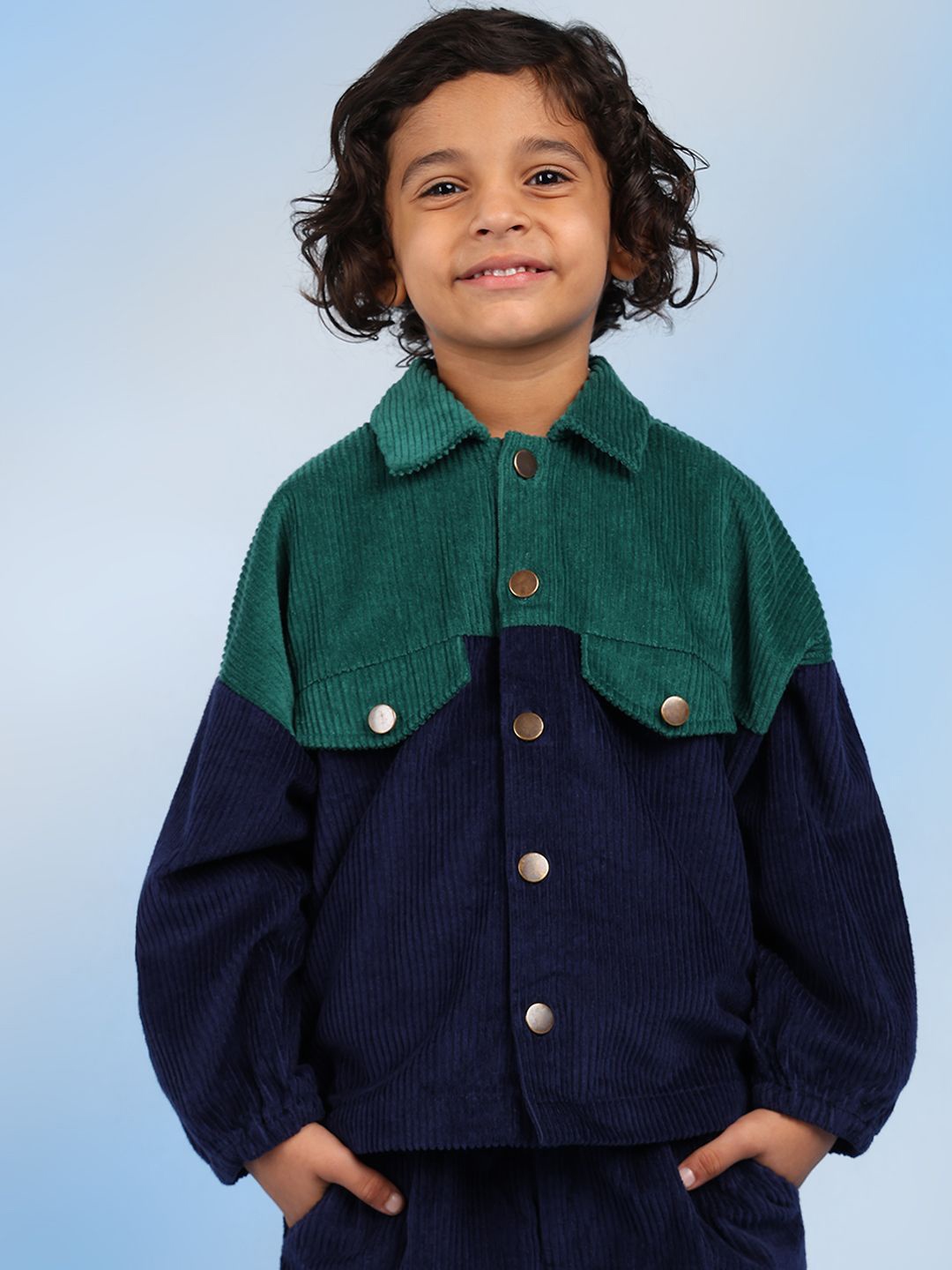 

The Tribe Kids Boys Colourblocked Lightweight Outdoor Woven Jacket, Green
