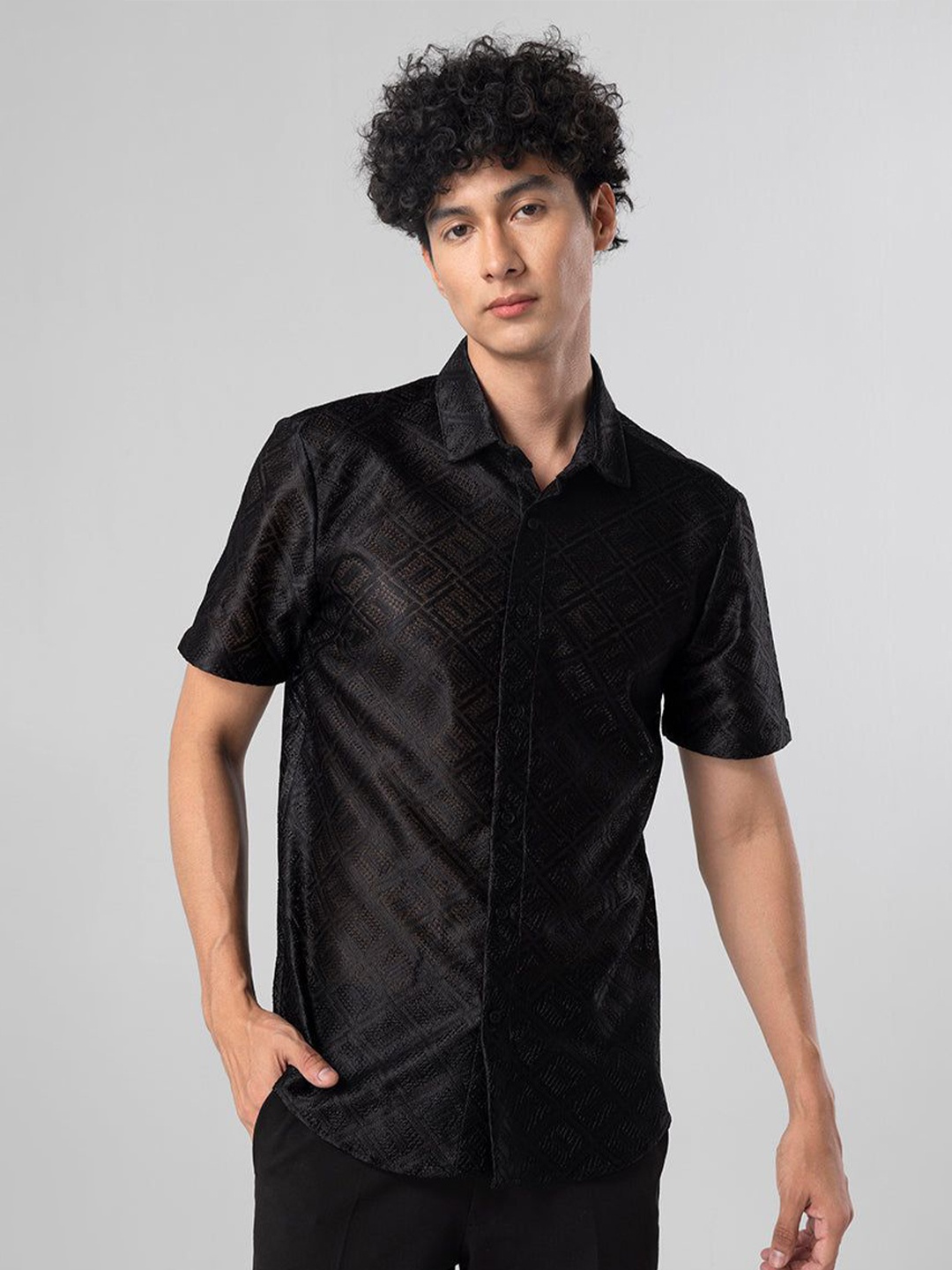 

Snitch Men New Textured Spread Collar Casual Shirt, Black