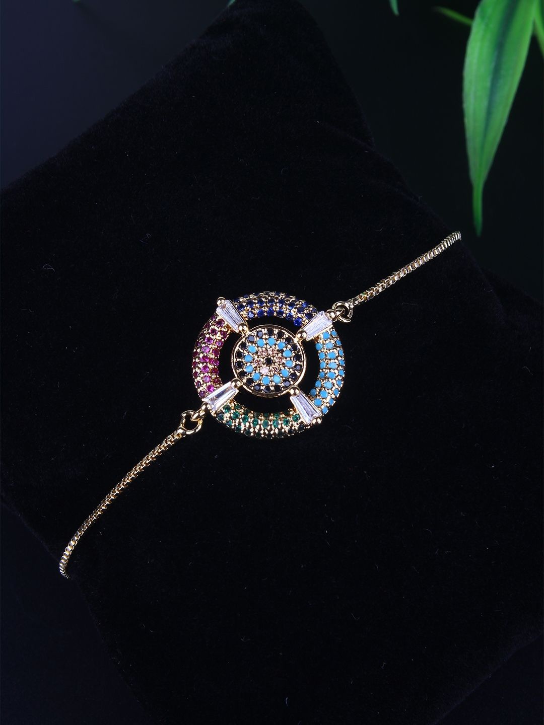 

KPOP Gold-Plated Cubic Zirconia Studded Charm Bracelet