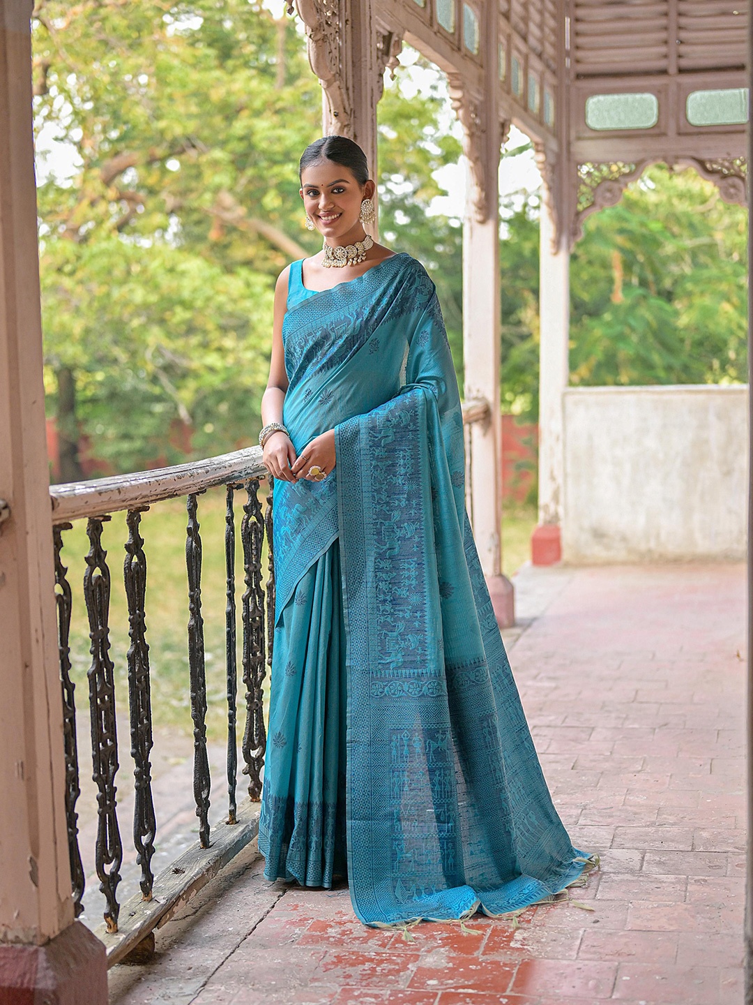 

Kandora Woven Design Pure Silk Saree, Blue
