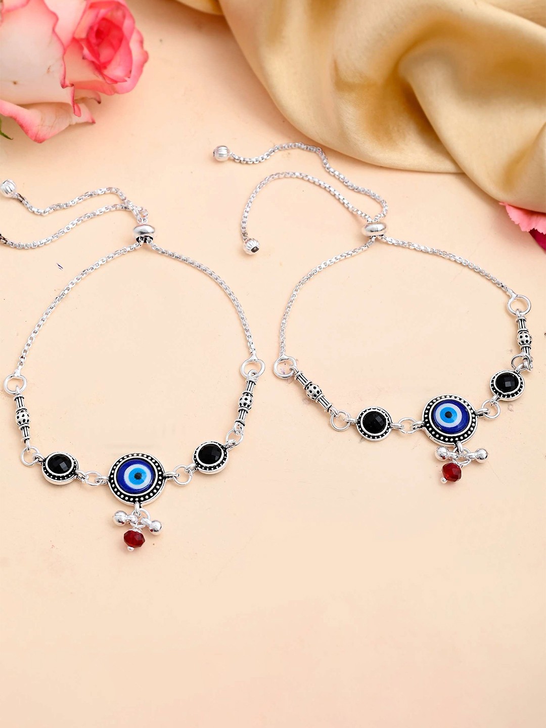 

VOJ Silver-Plated Stainless Steel Evil Eye Beaded Adjustable Anklet