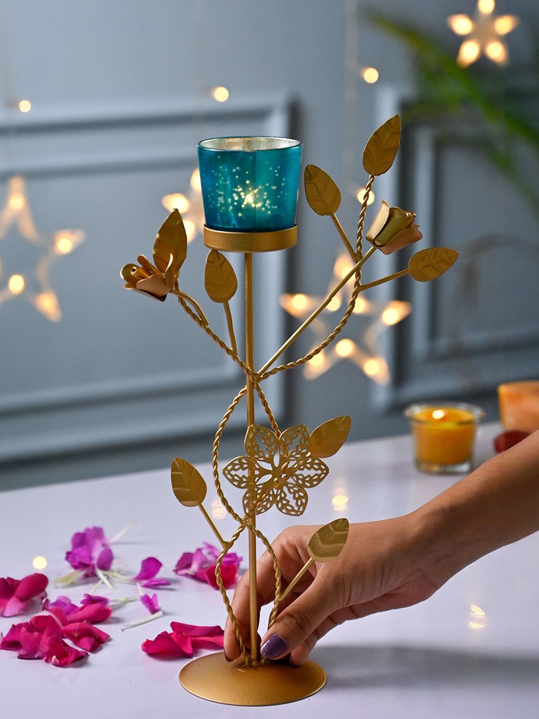 

MARKET99 Blue & Gold-Toned Leaf Design T-Light Candle Holder
