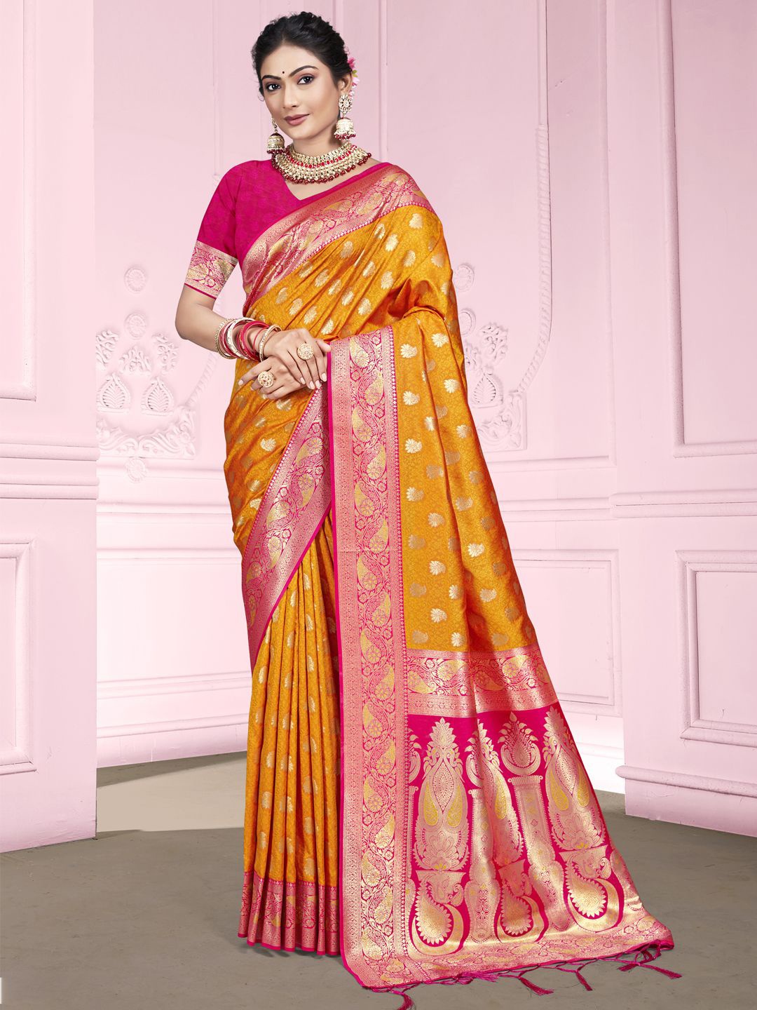 

SANGAM PRINTS Woven Design Zari Tussar Saree, Orange