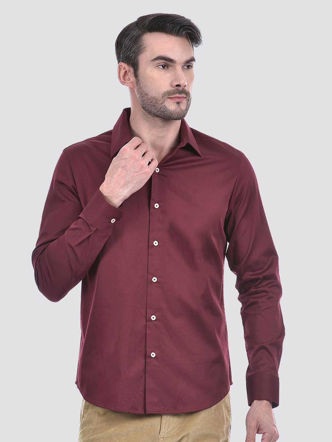 

Numero Uno Men Spread Collar Solid Cotton Slim Fit Casual Shirt, Maroon