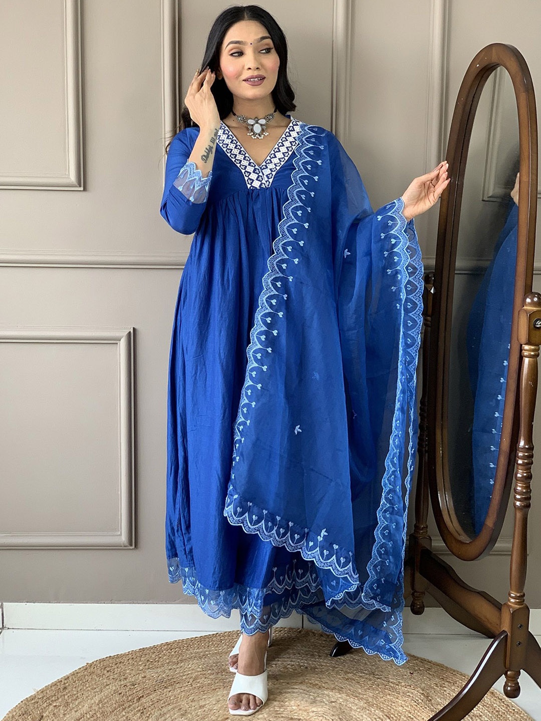 

KALINI Women Ethnic Motifs Embroidered Empire Mirror Work Kurta with Trousers & Dupatta, Blue