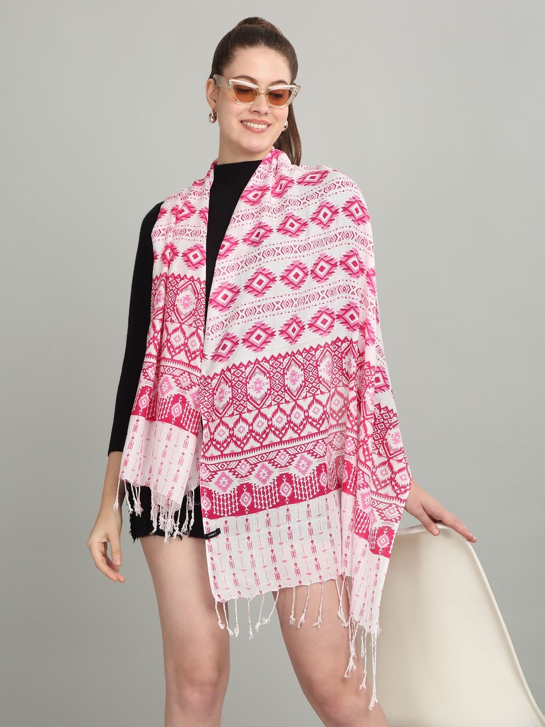 

J Style Women Printed Stole, Pink