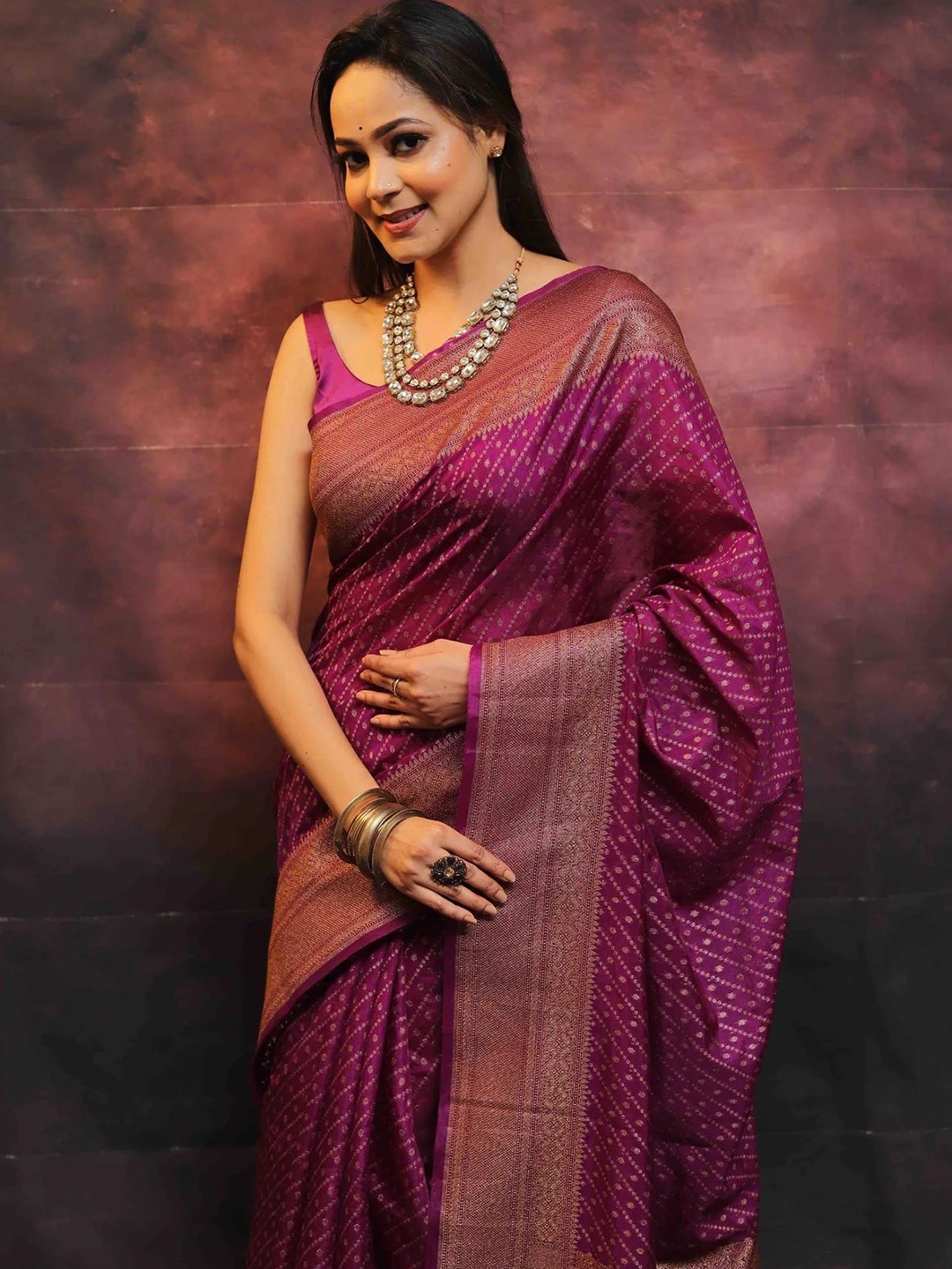 

QENY Woven Design Banarasi Saree With Zari Border, Purple