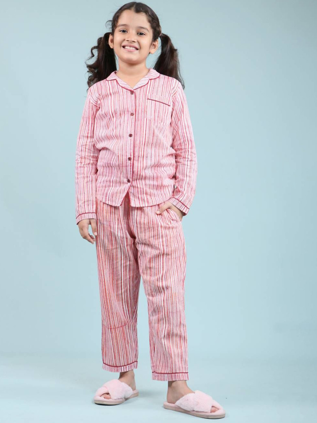 

TWEENY MINI Girls Premium Printed Pure Cotton Night Suit, Red