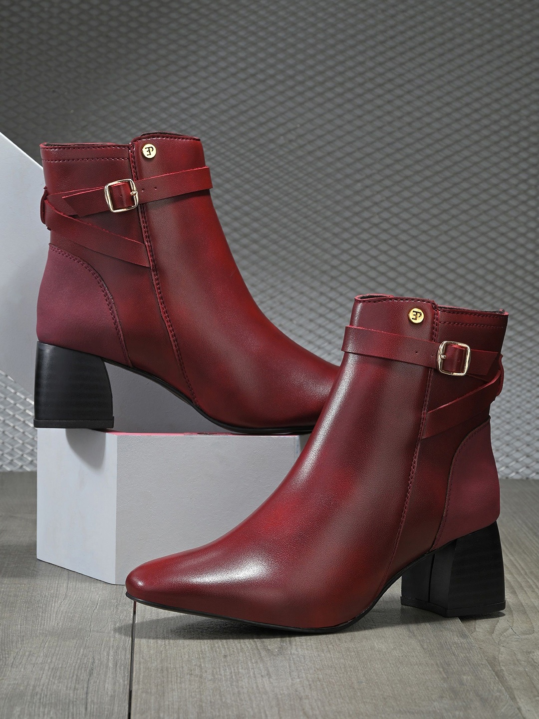 

El Paso Women Pointed-Toe Block-Heeded Casual Chelsea Boots, Red