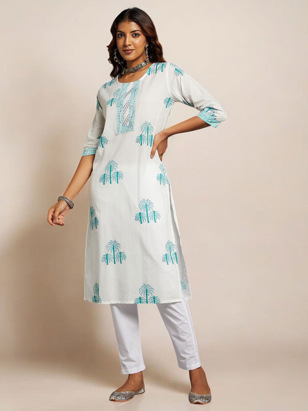 

Chandbaali Women Floral Printed Kurta, White