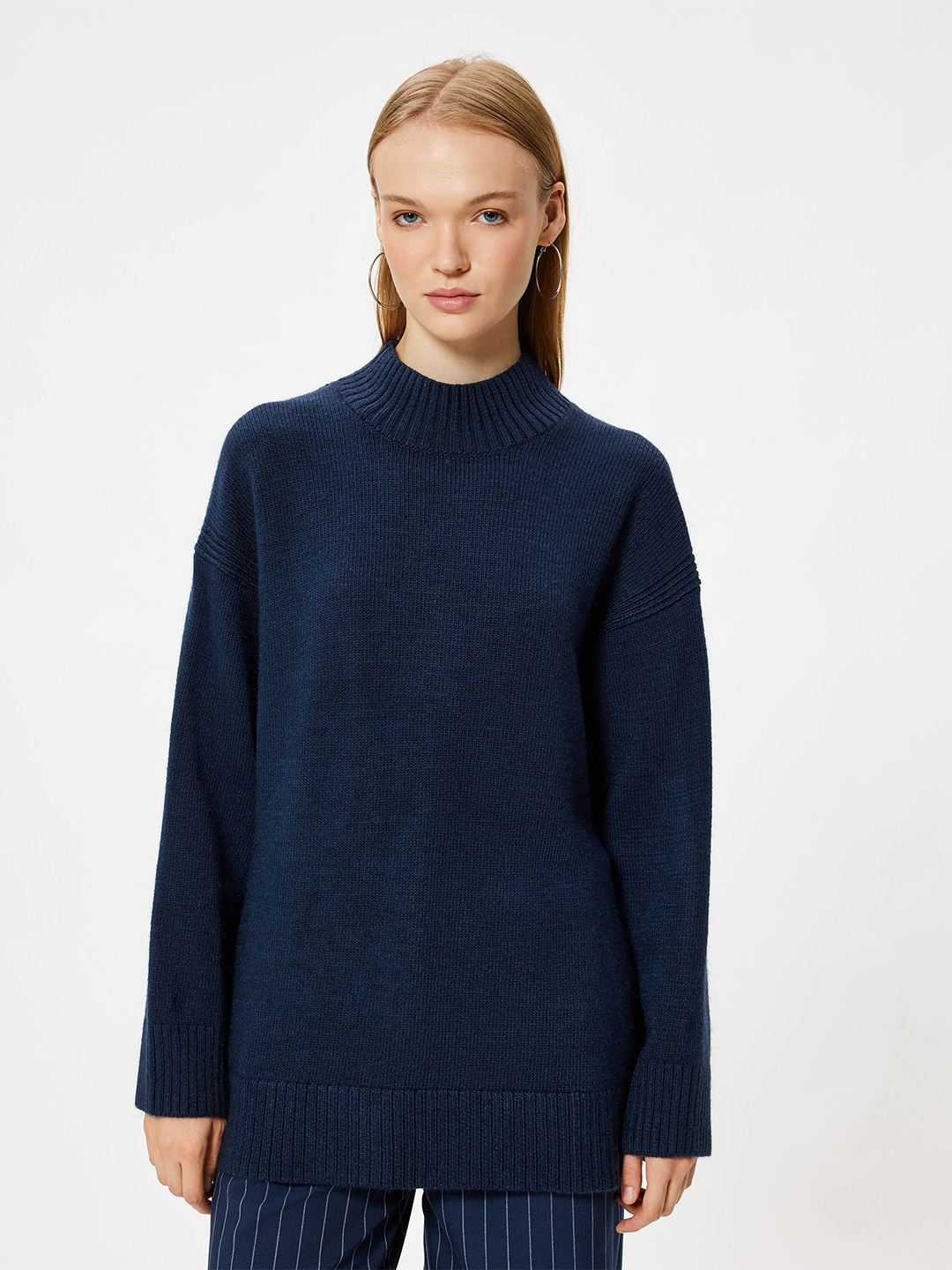 

Koton Crew Neck Long Sleeves Sweater, Blue