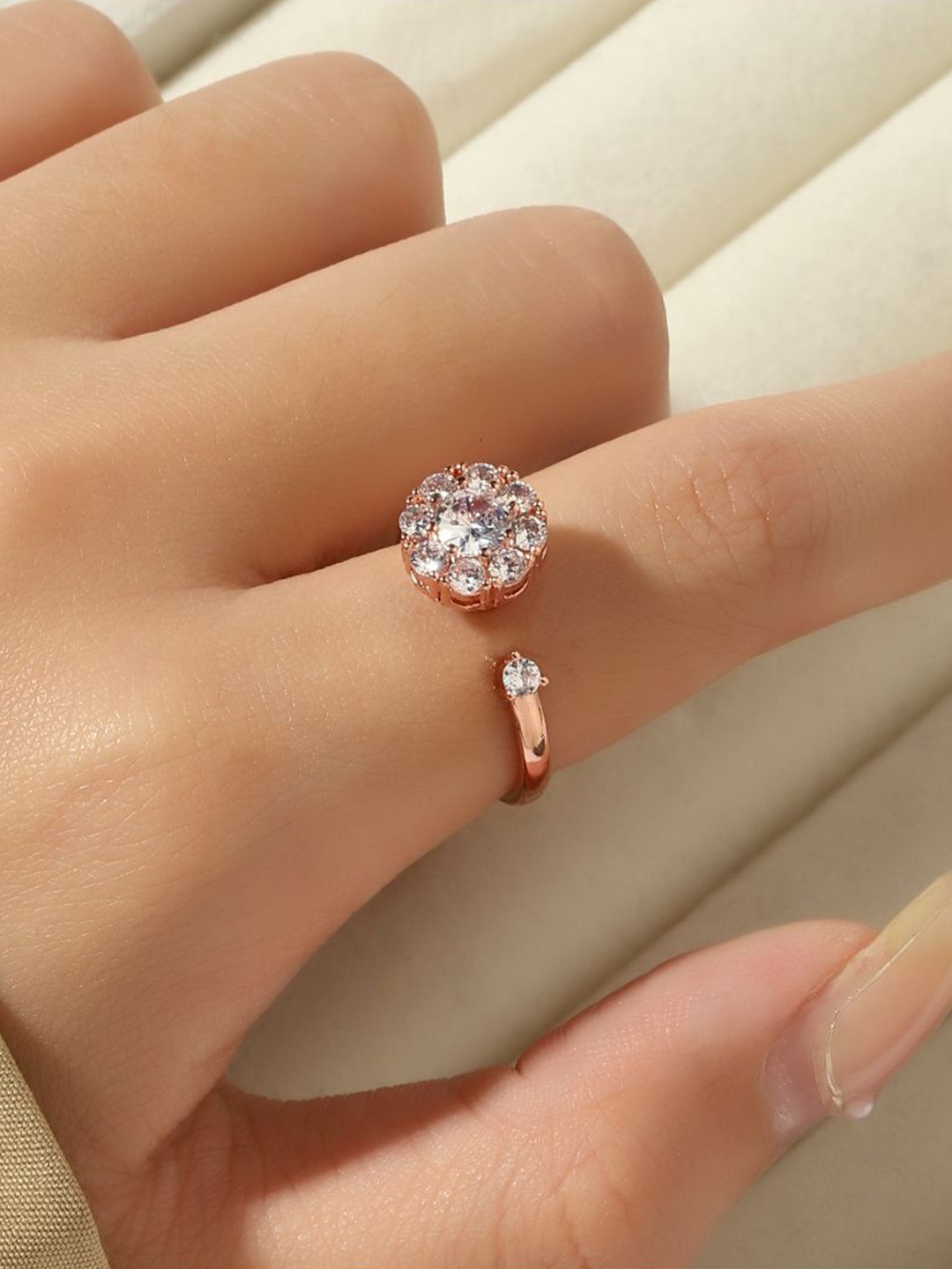 

SALTY 14KT Gold-Plated Cubic Zirconia-Studded Rue Spinner Finger Ring