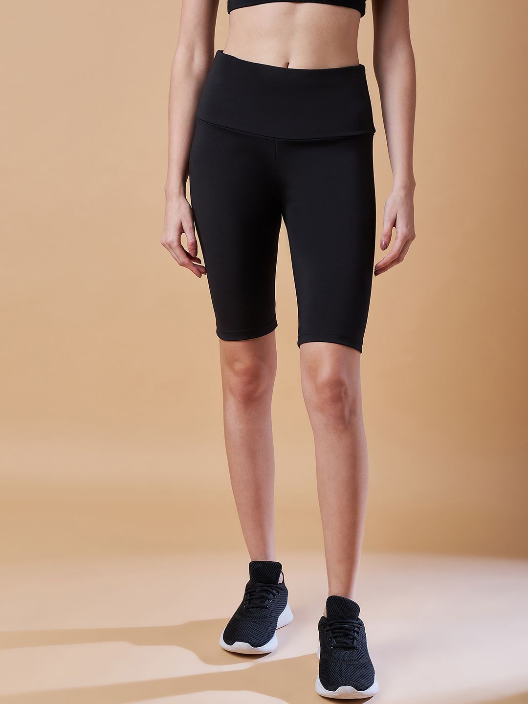 

COLOR CAPITAL Women Above Knee-Length Gym Tights, Black